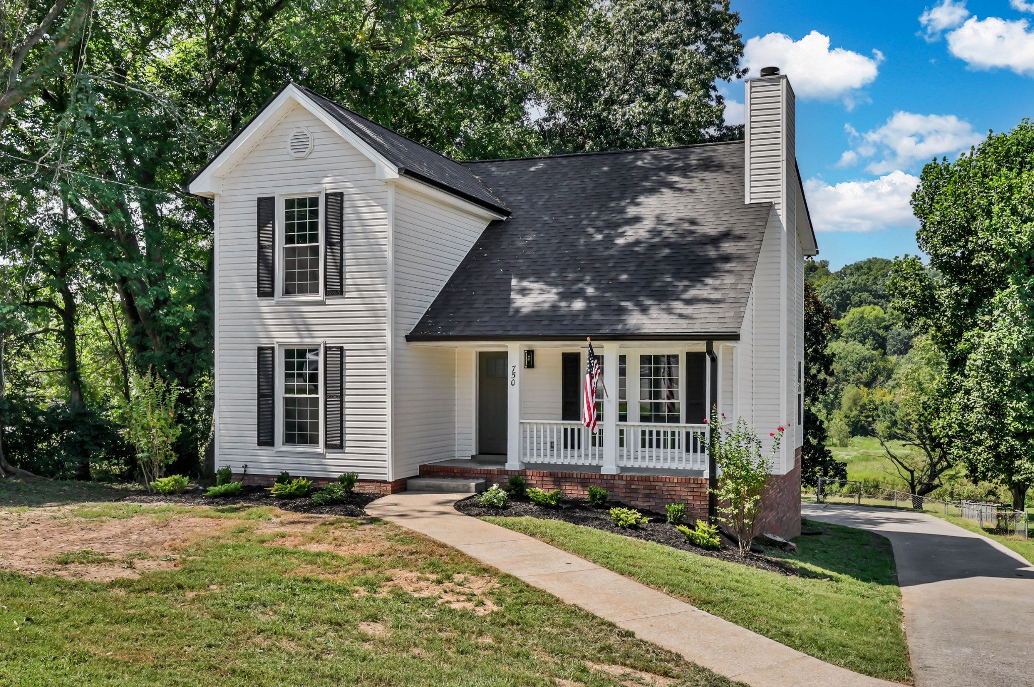 750 W Creek Dr — photo