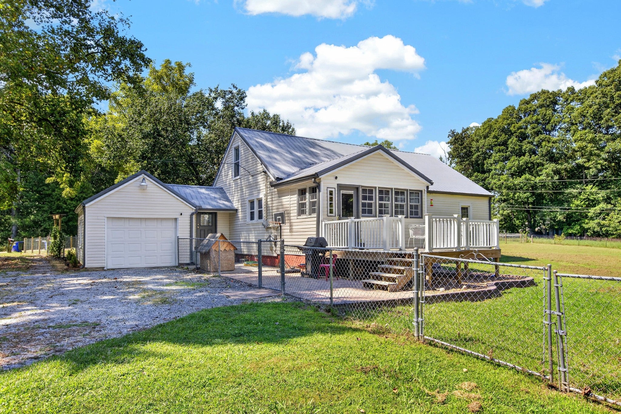 149 Elrod Lane SE — photo