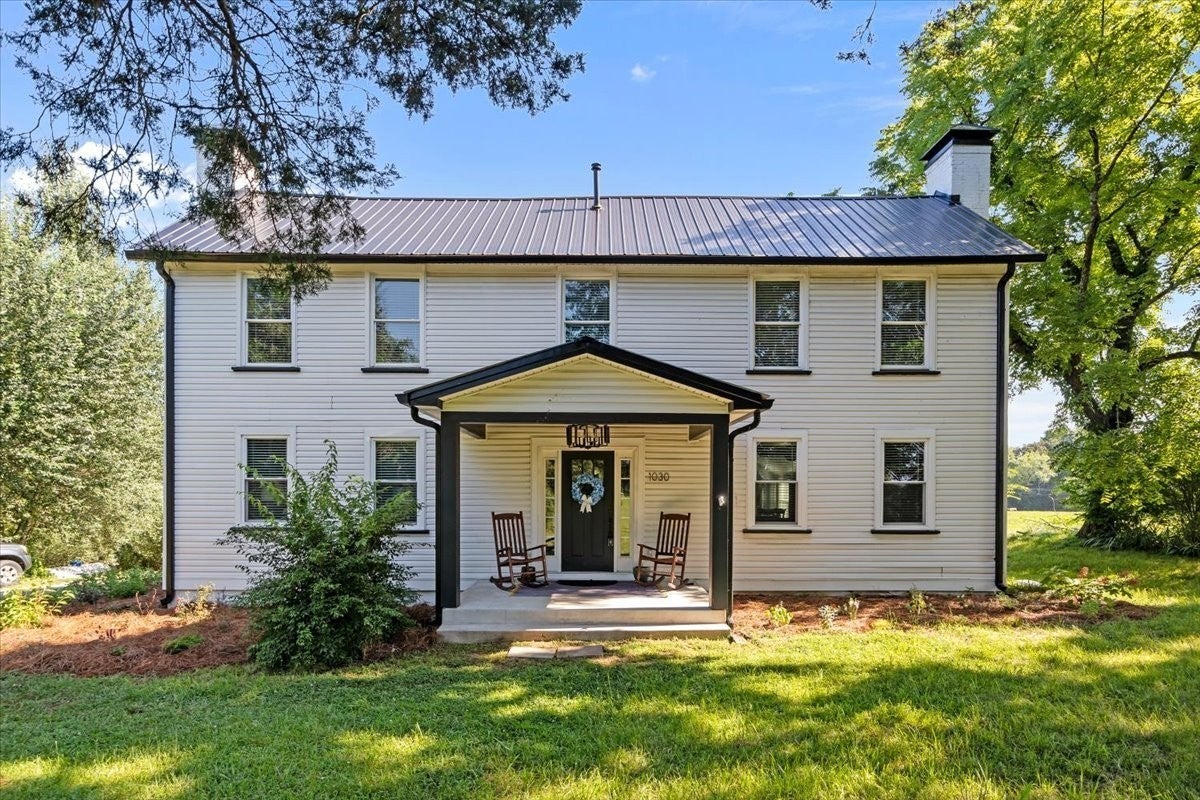 1030 Upper Creek Rd — photo