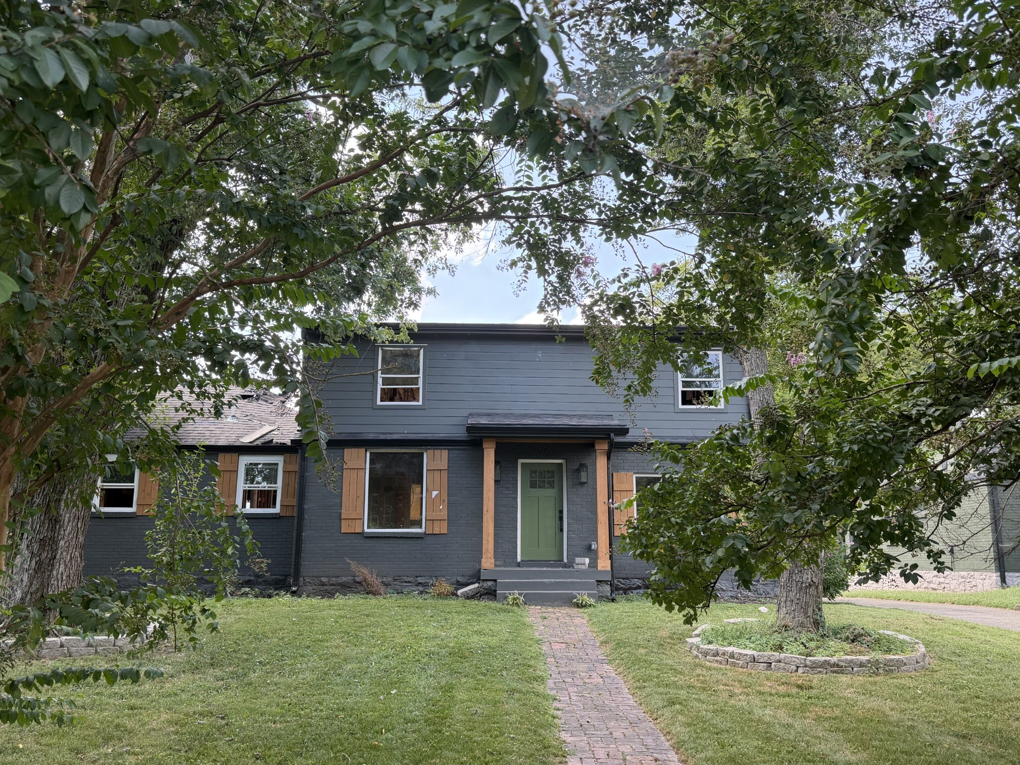 1606 Stratford Ave — photo