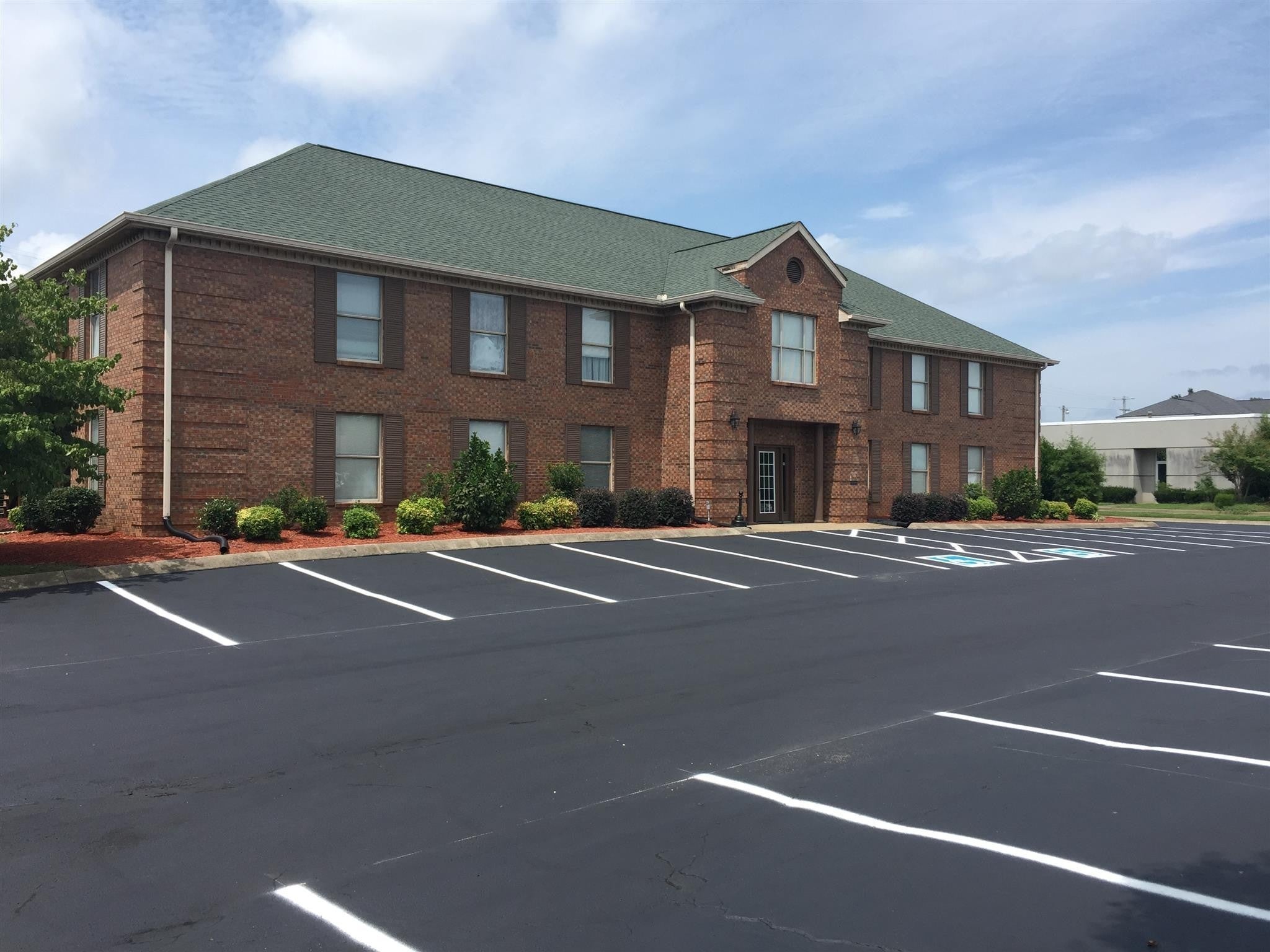 130 Hillcrest Dr 108B — photo