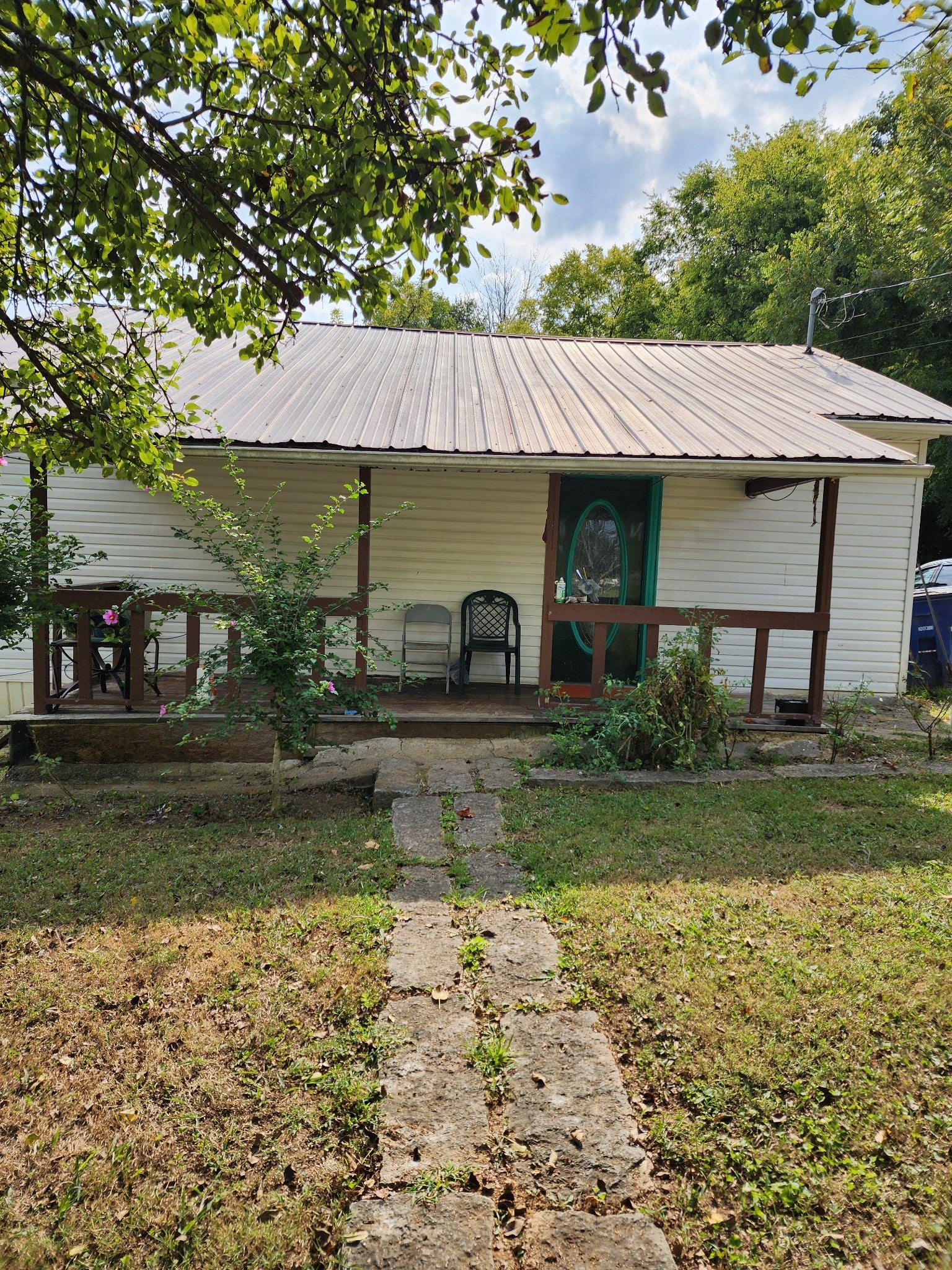 117 Burt St — photo