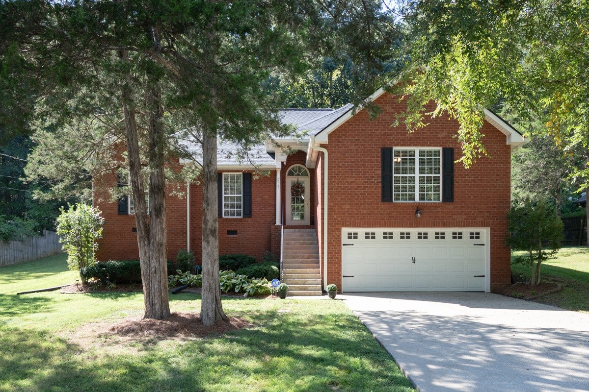 2117 Creek Trl — photo