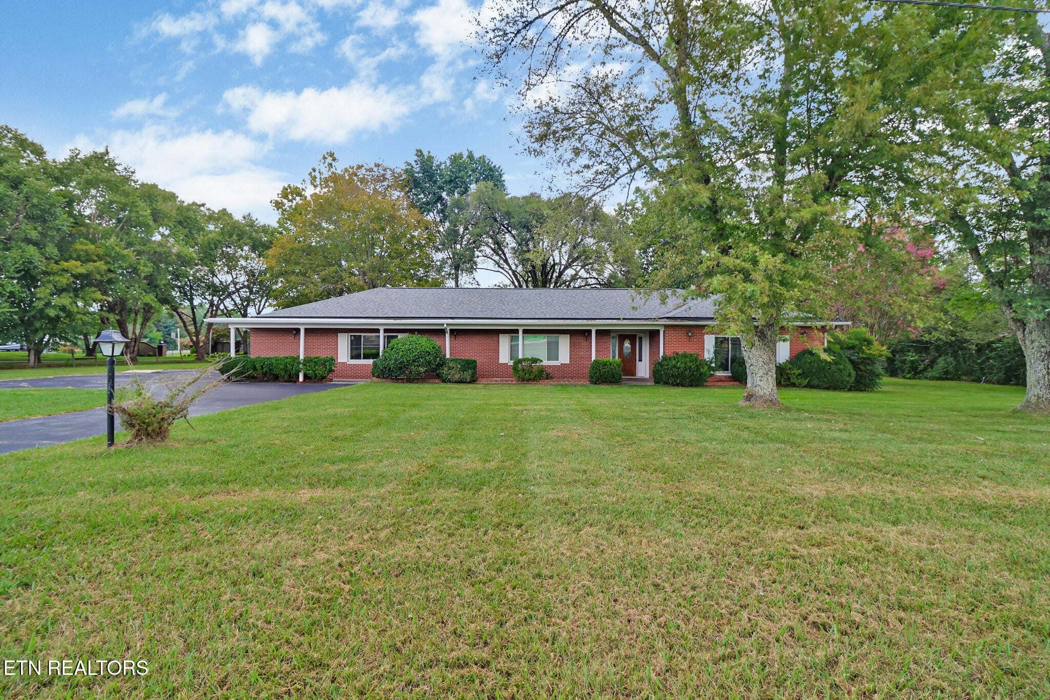 1378 Sparta Hwy — photo
