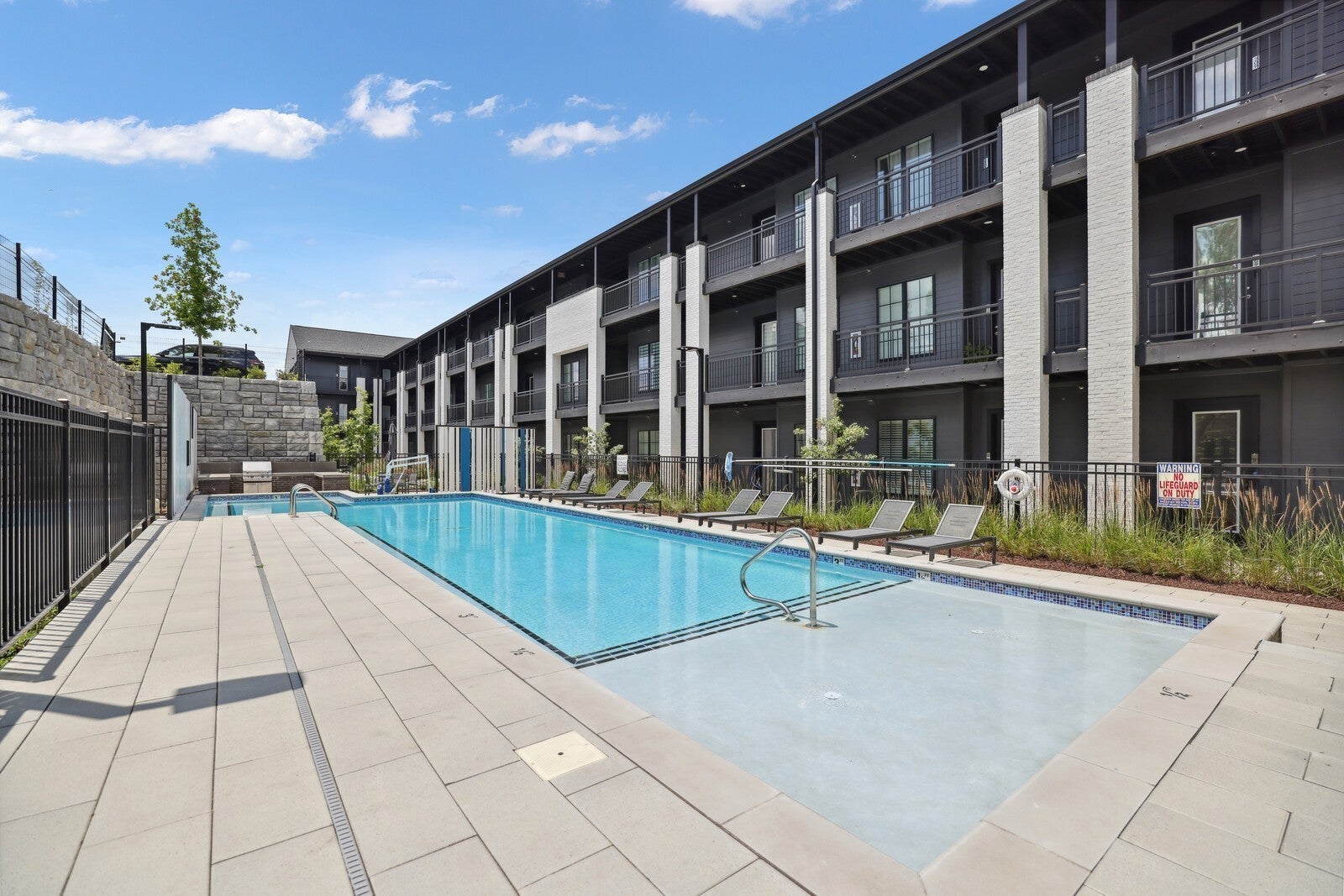 2900 Edwin Way 102 — photo