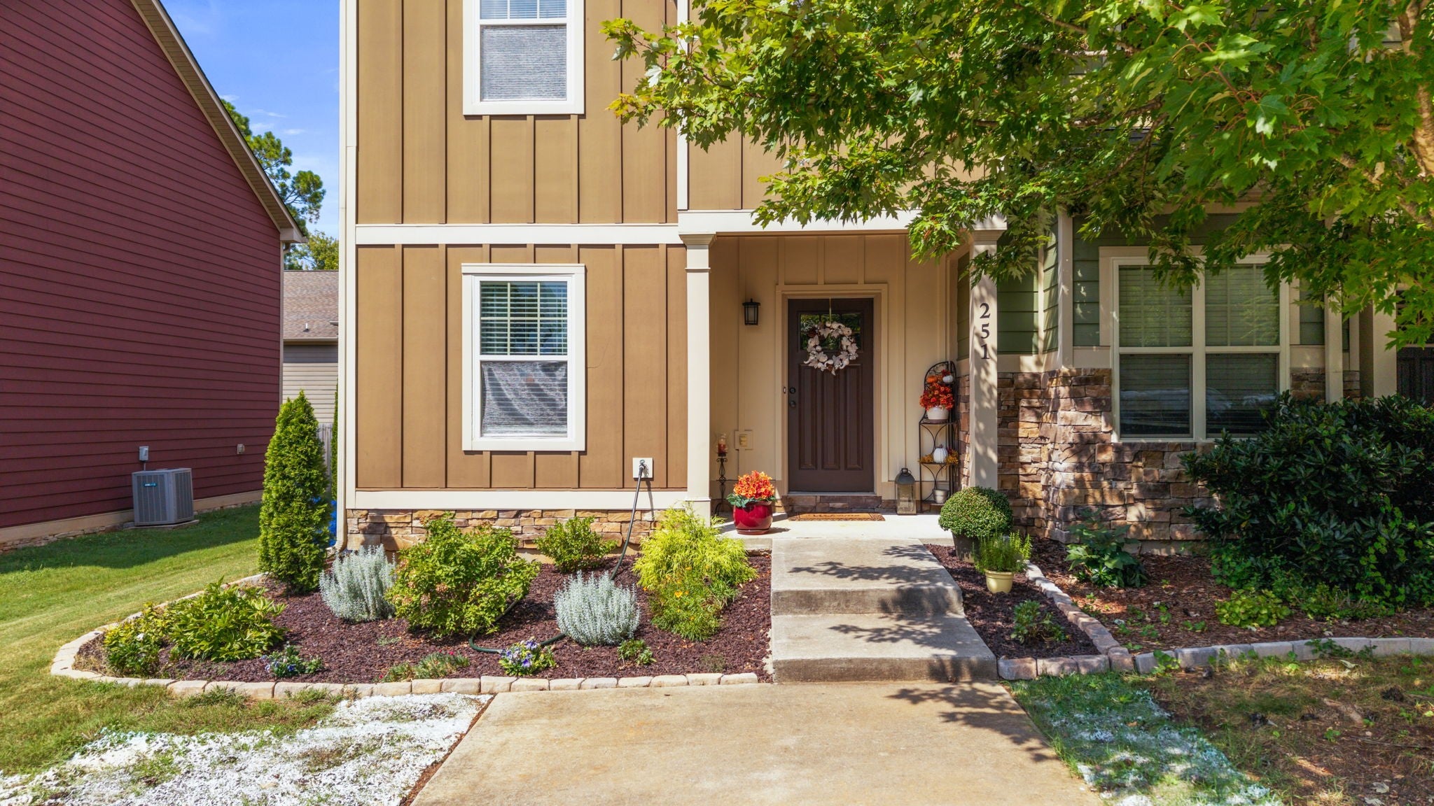 251 Sharon Dr NE 251 — photo