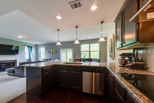 1204 Bear Branch Circle — photo