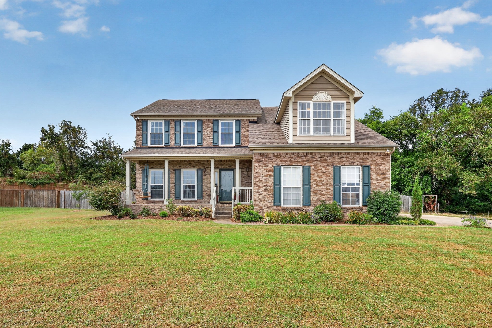 2240 Gilmore Crossing Ln — photo