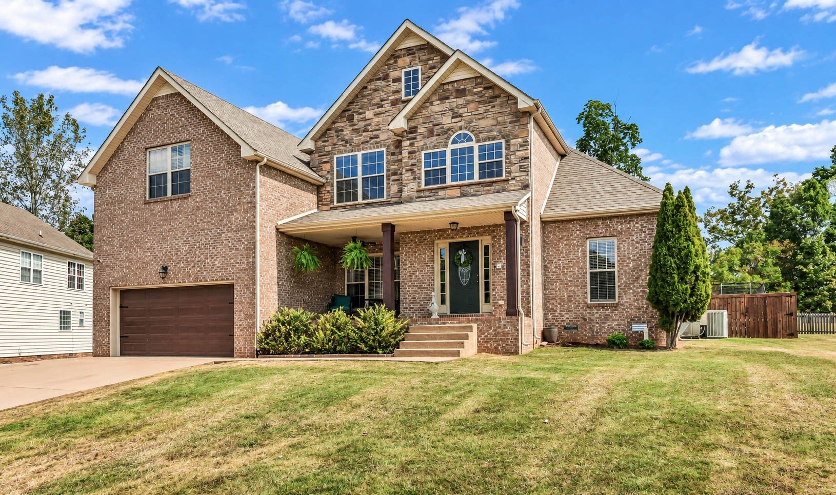 105 Ridgepoint Ct — photo