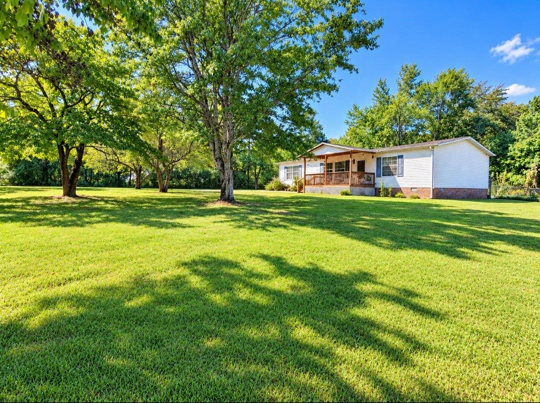 10119 N Twin Springs Rd — photo