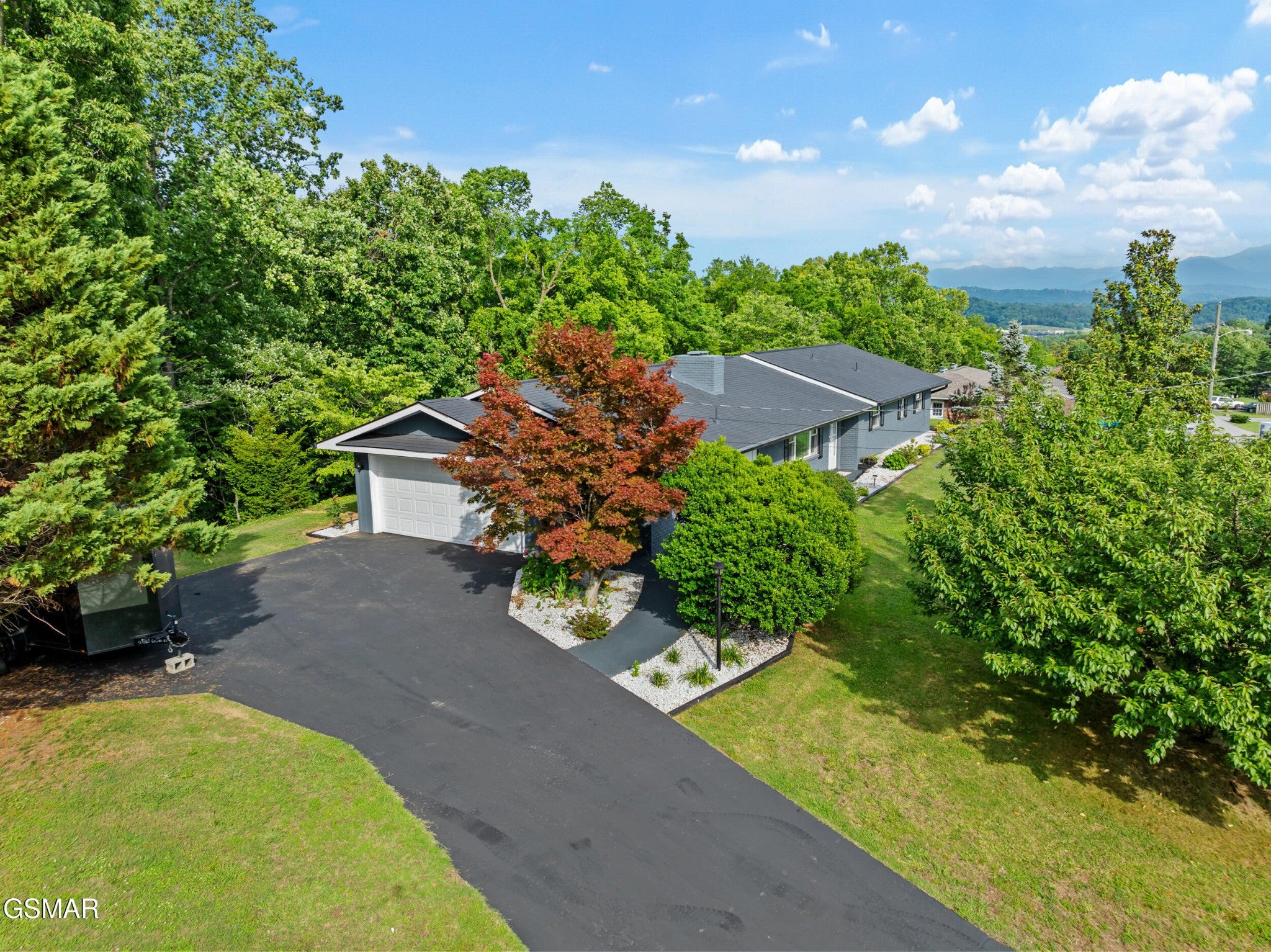 1103 Mayors Drive — photo
