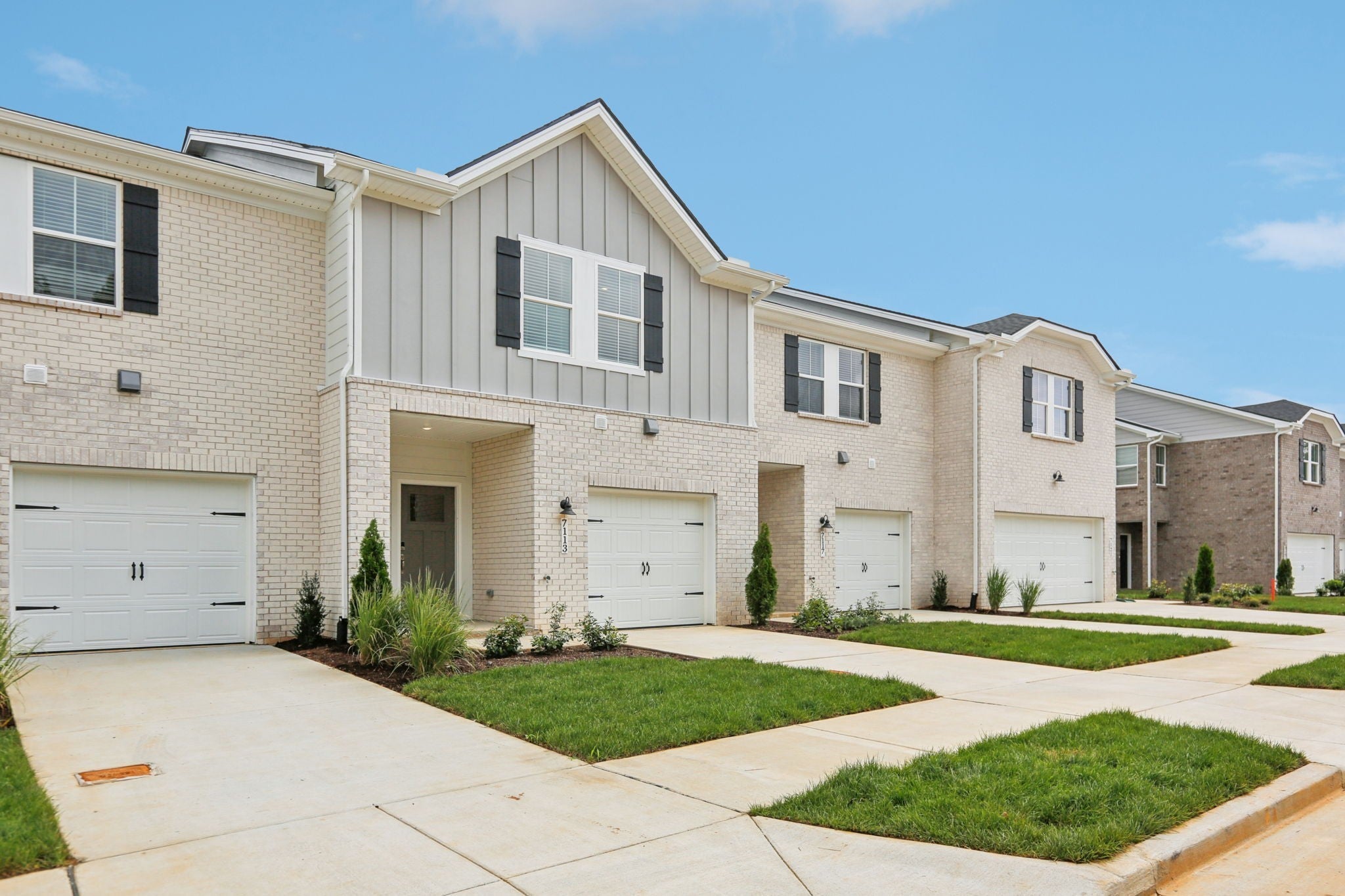 7159 Cedarcrest Ct — photo