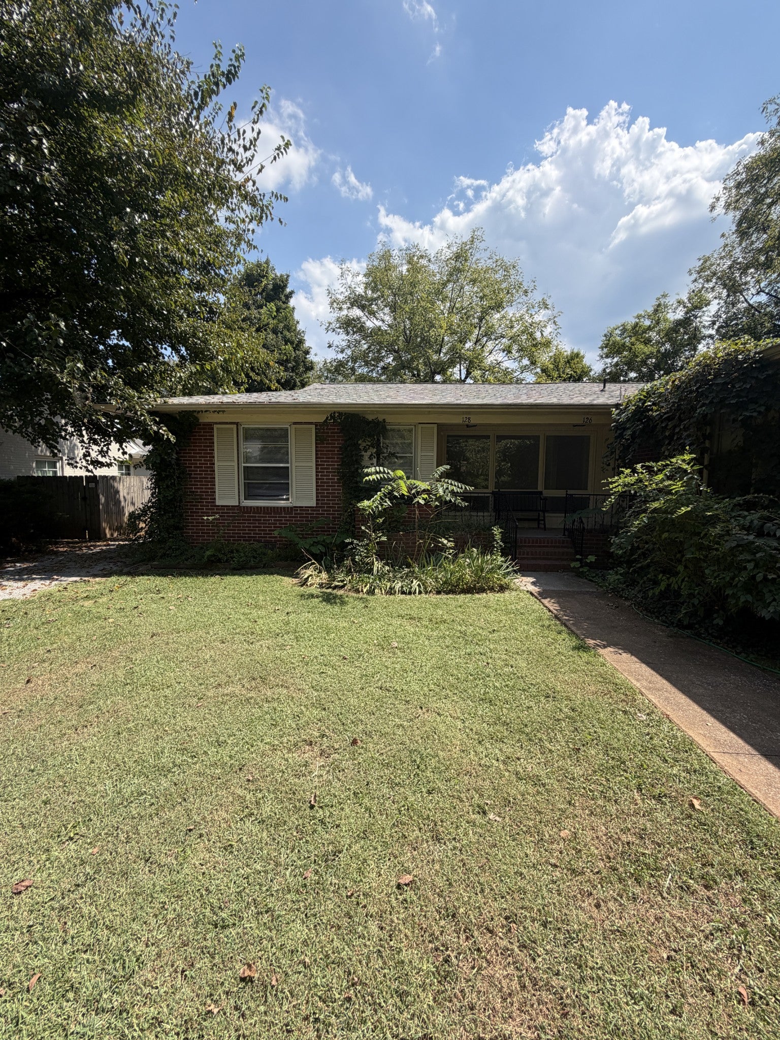 128 Park Cir — photo