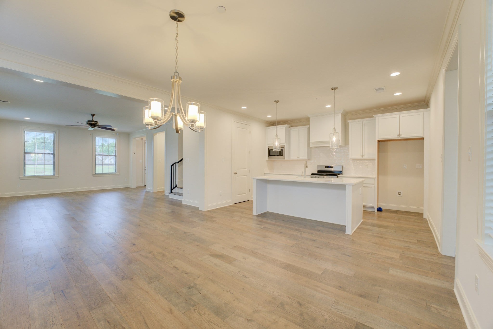 909 Ufton Aly — photo