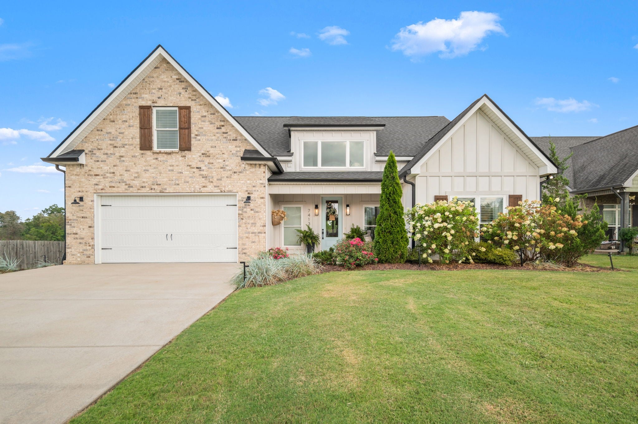 7413 Don Bruce Ct — photo