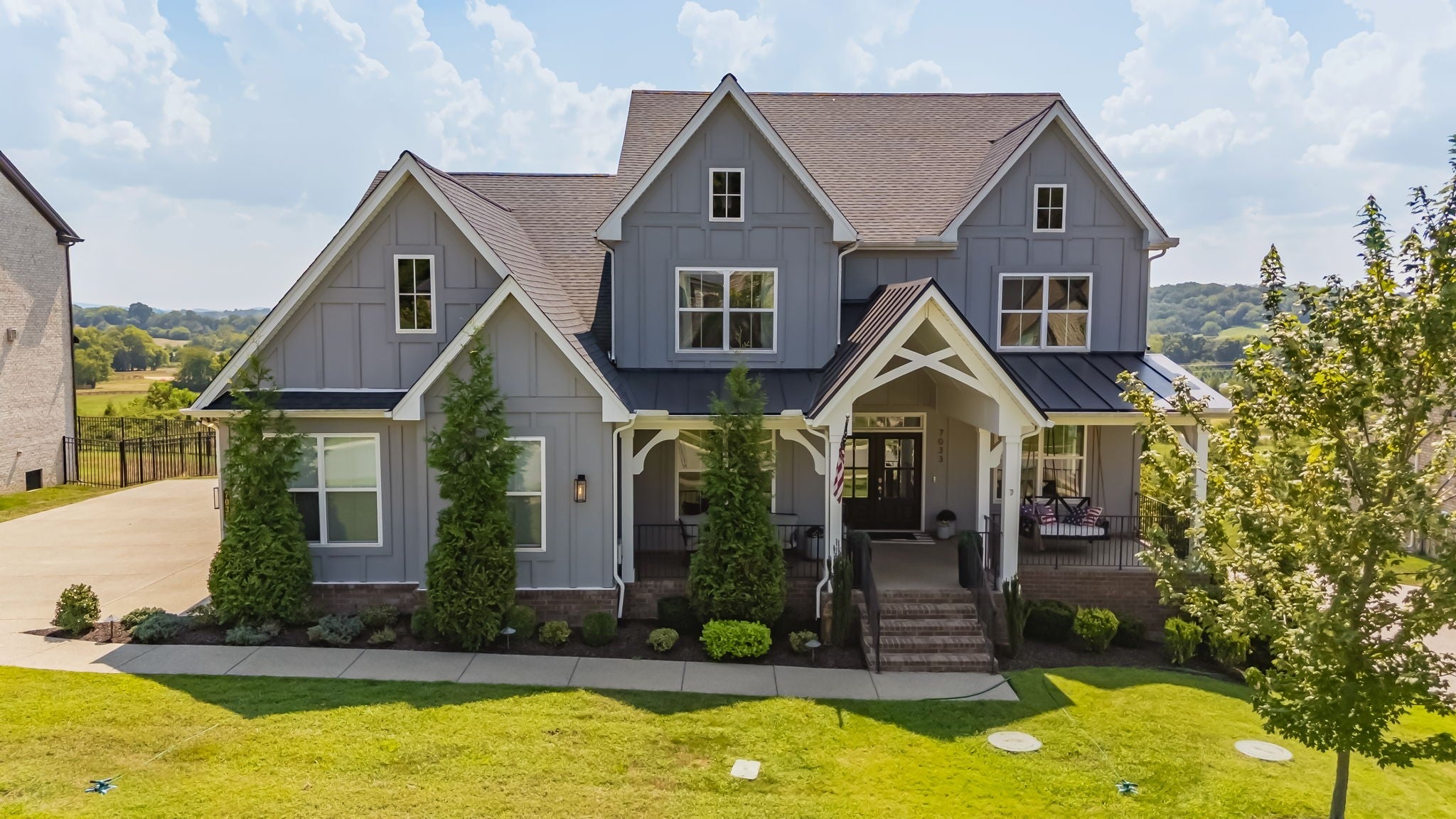 7033 Fiddlers Glen Dr — photo