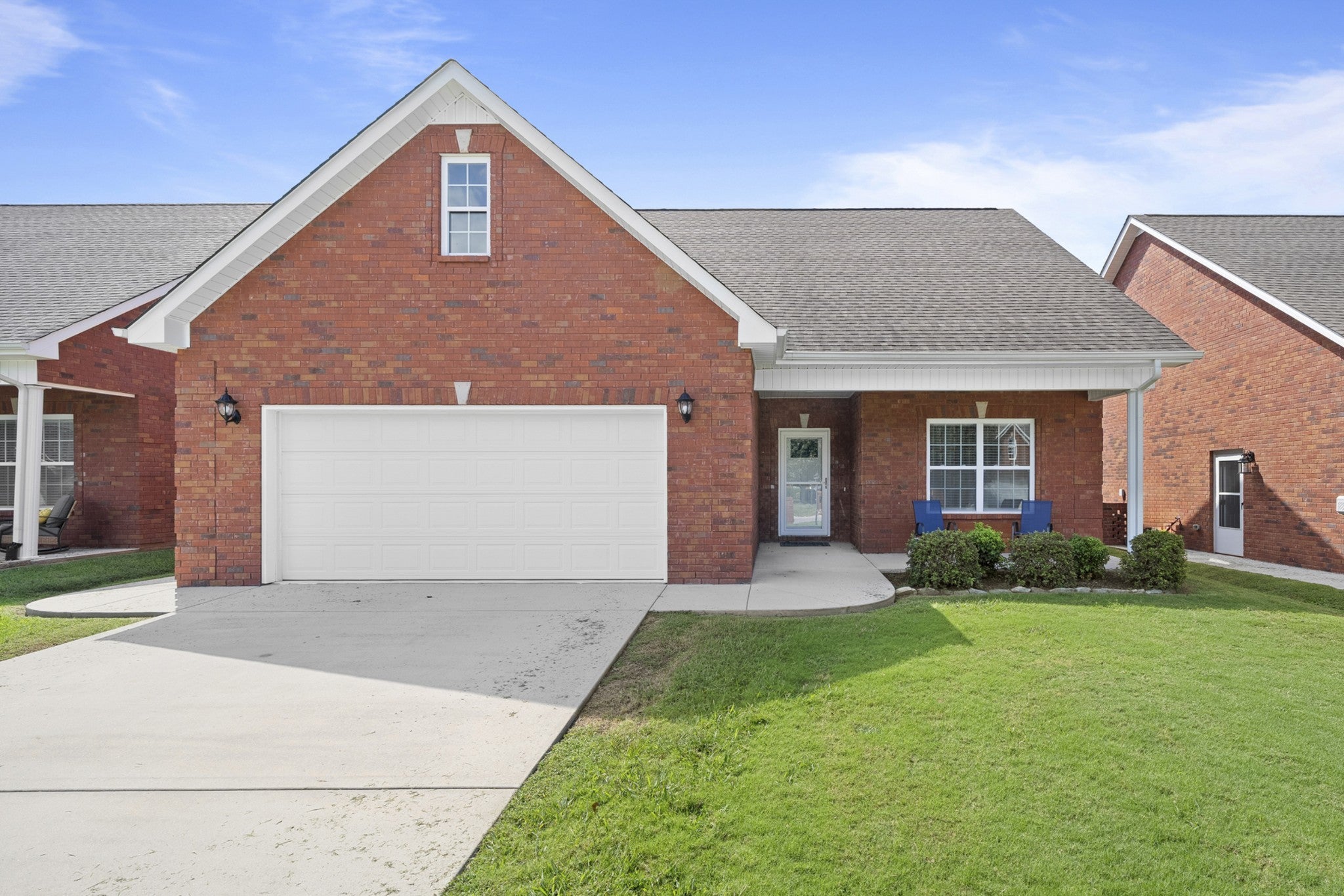 319 Chase Cir — photo
