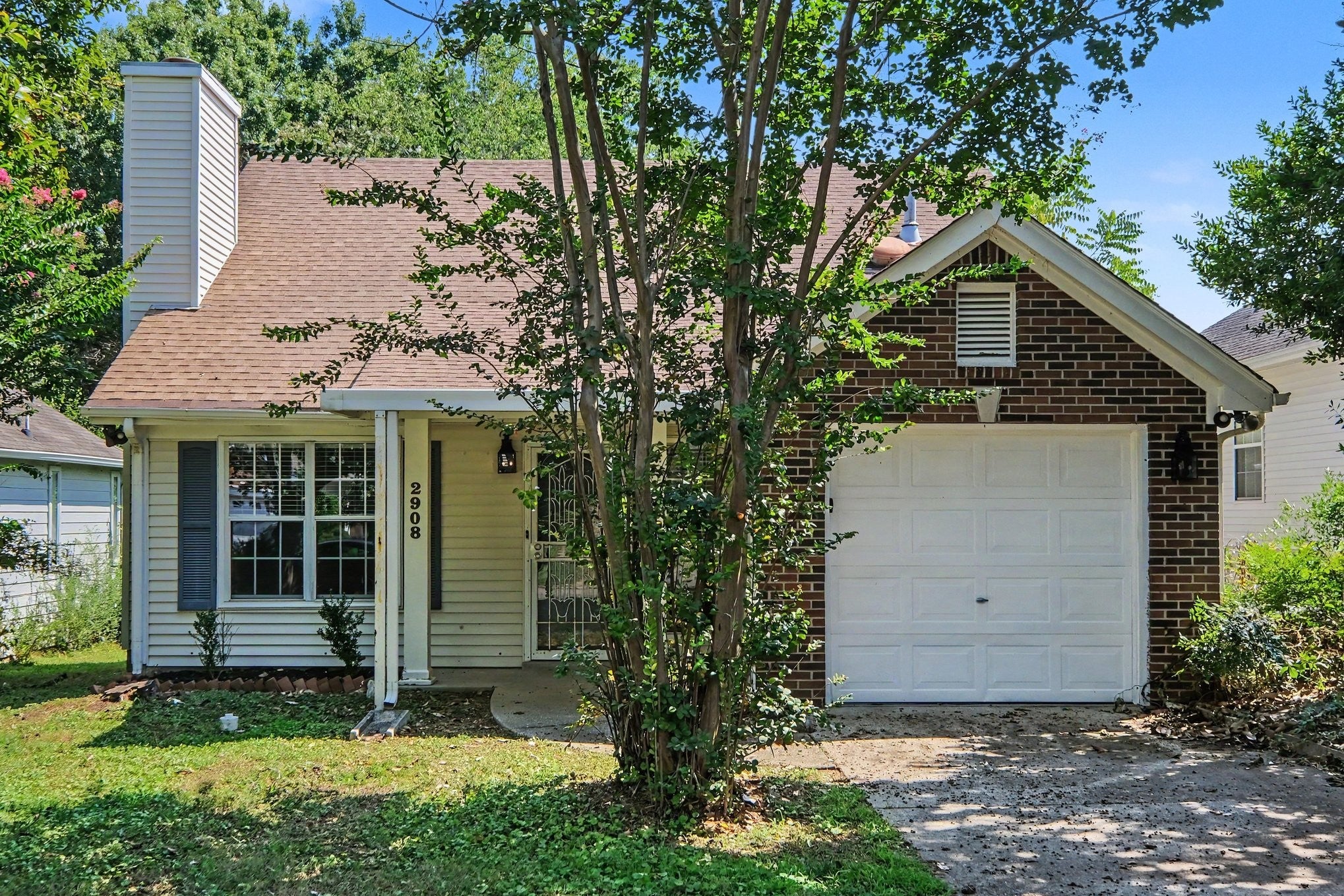 2908 Steamboat Dr — photo
