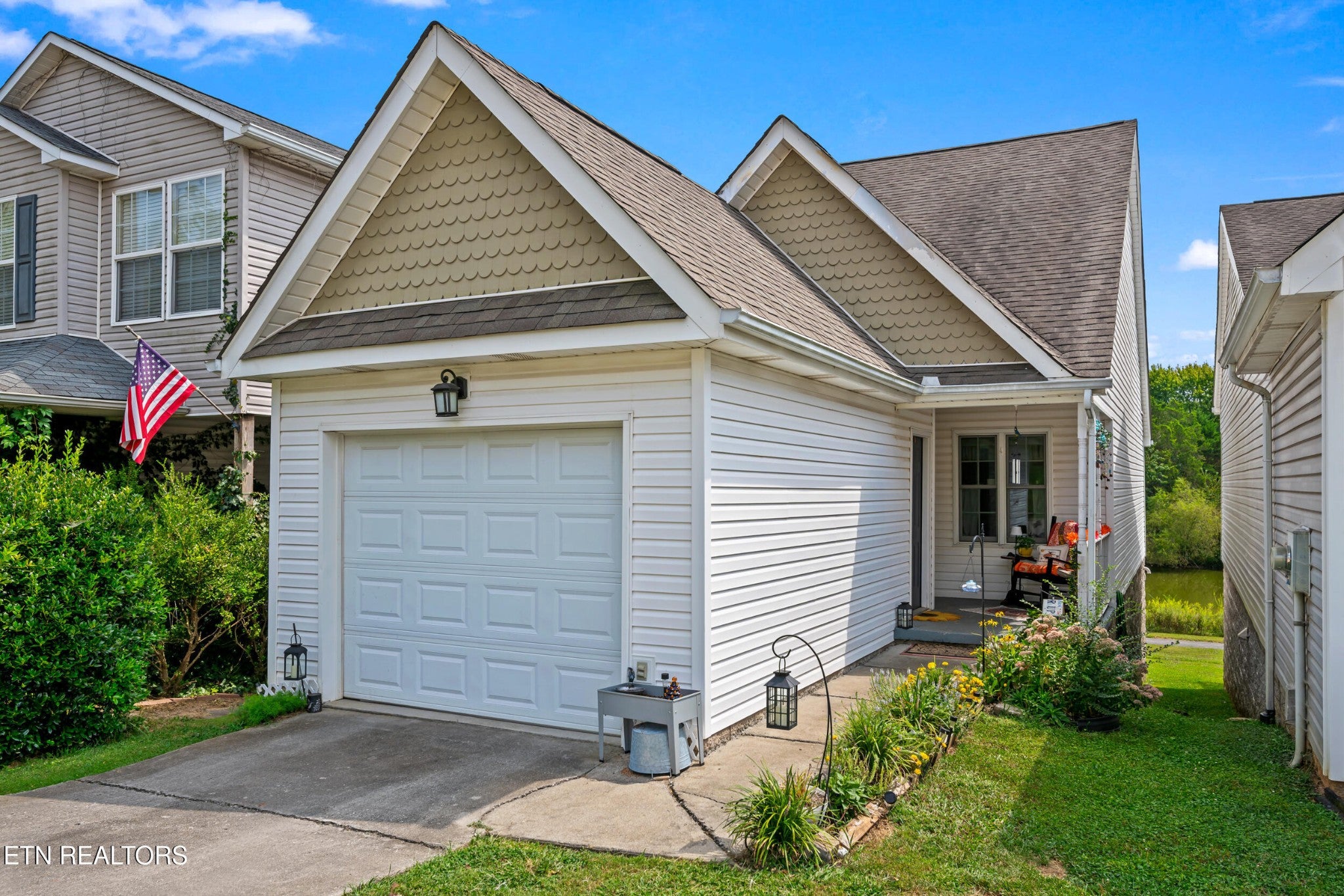 6712 Water Lilly Way — photo