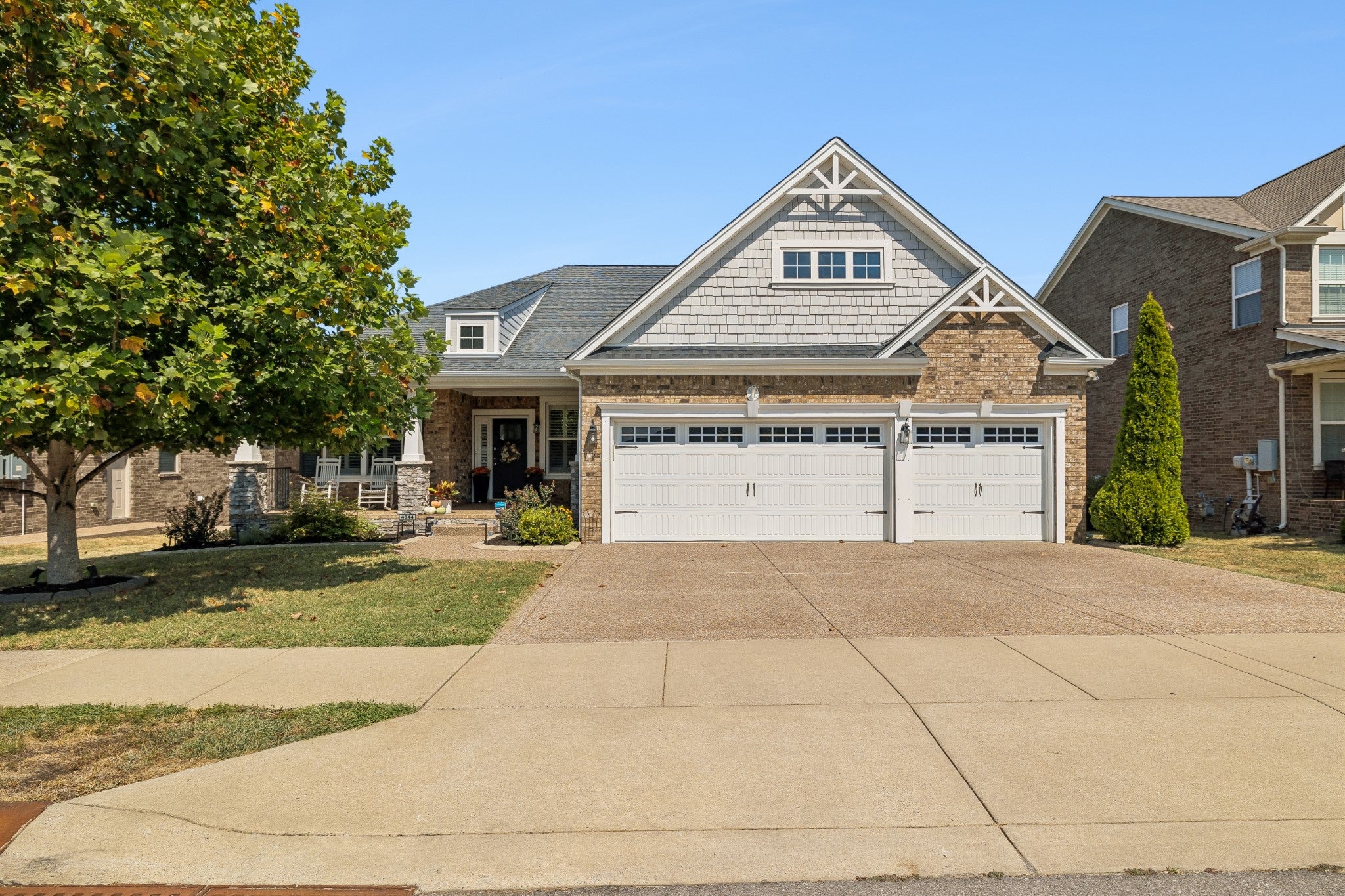 4044 Ethan Ave — photo