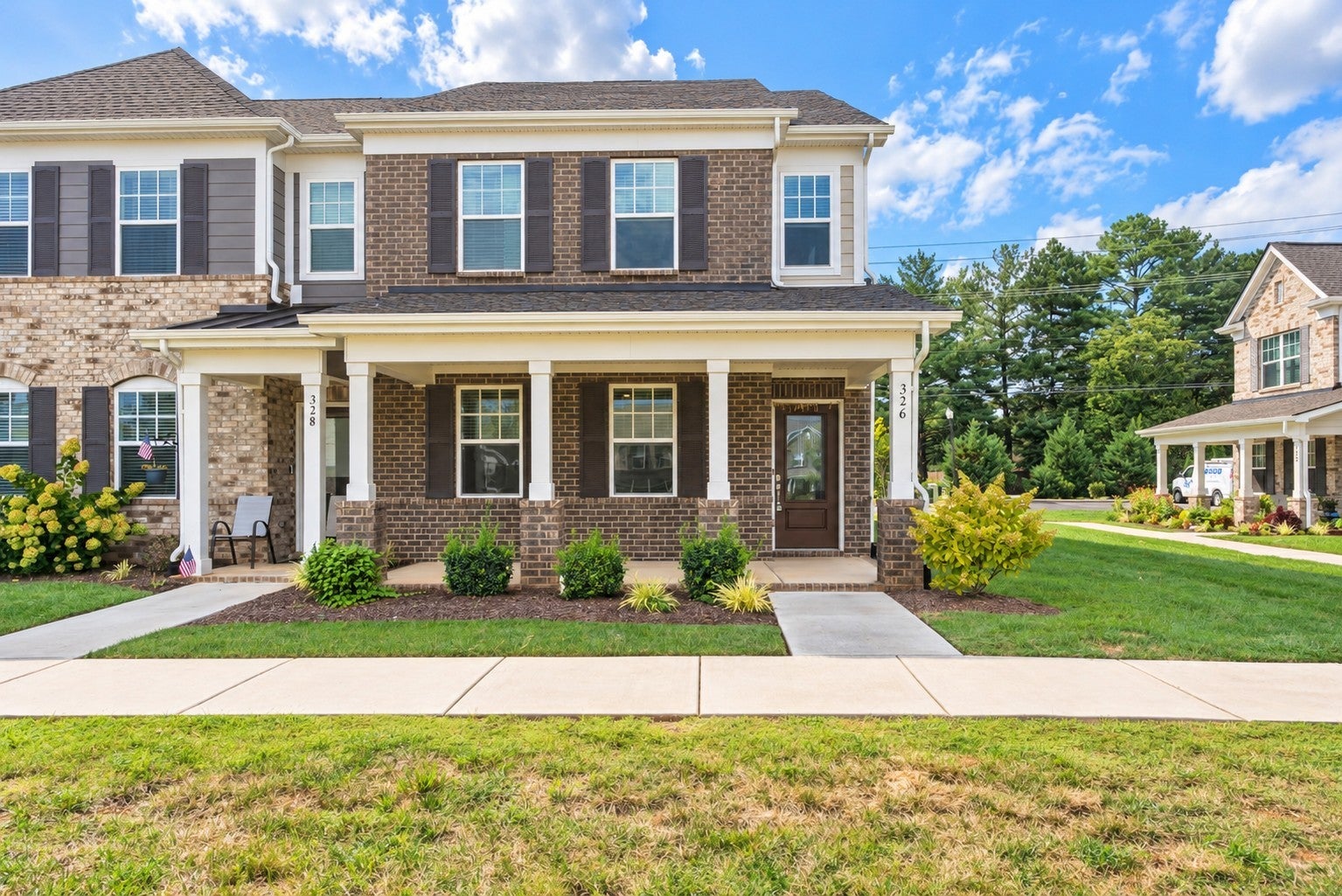 326 Lydia Dr — photo