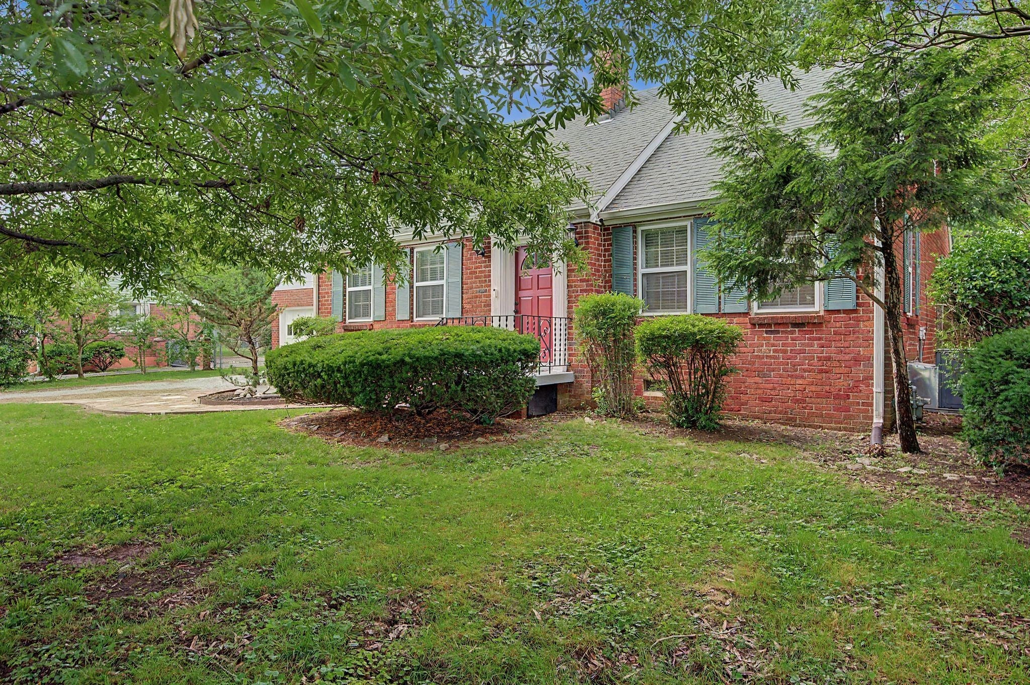 2840 Blue Brick Dr — photo