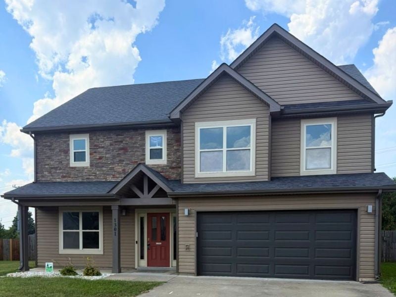 1301 Eagles View Dr — photo