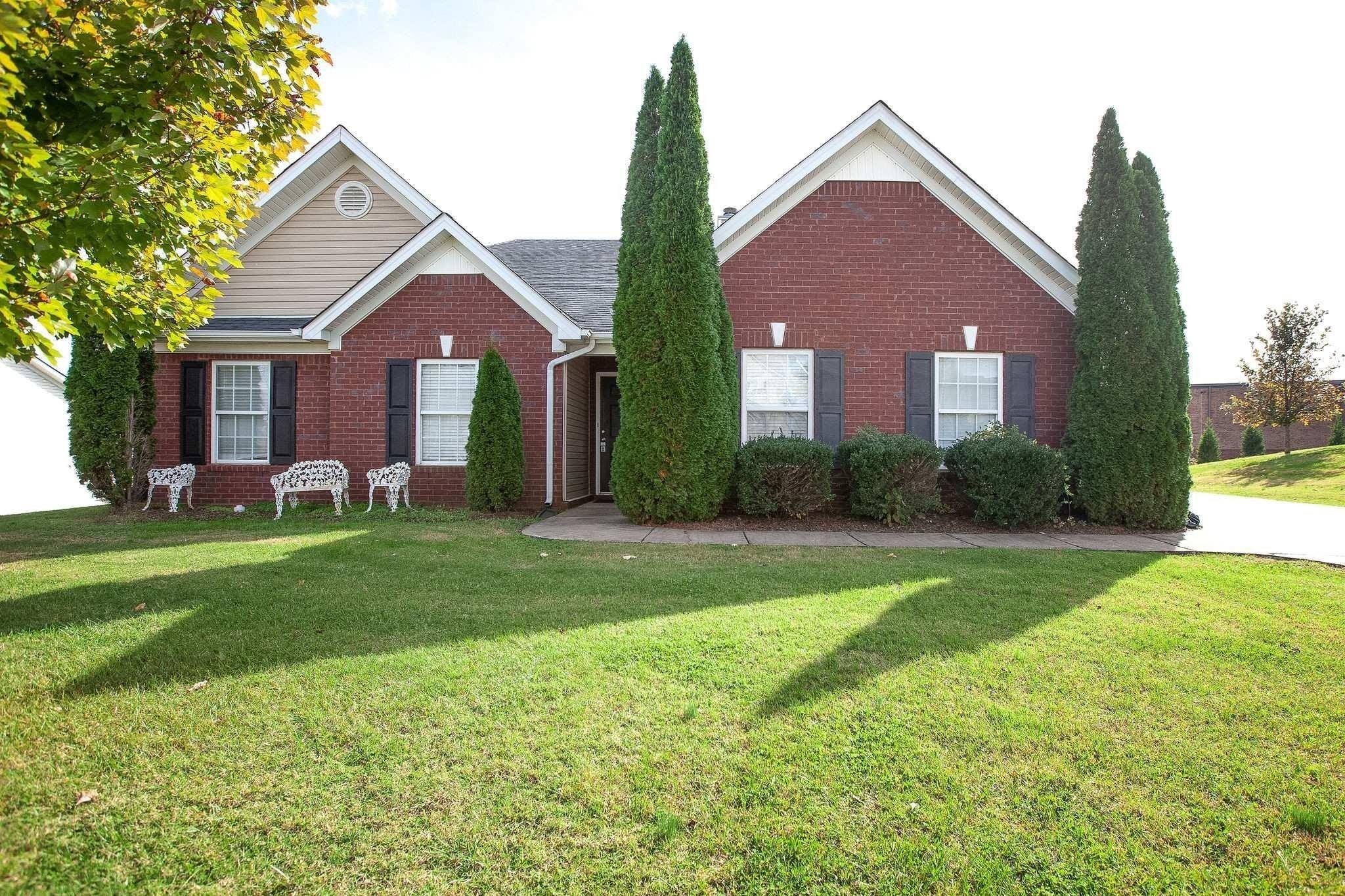 3004 Ping Court — photo
