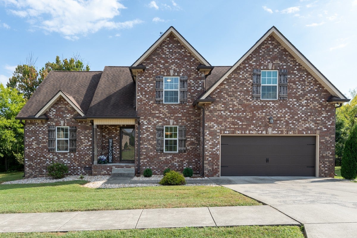 202 Hickory Pointe Dr — photo