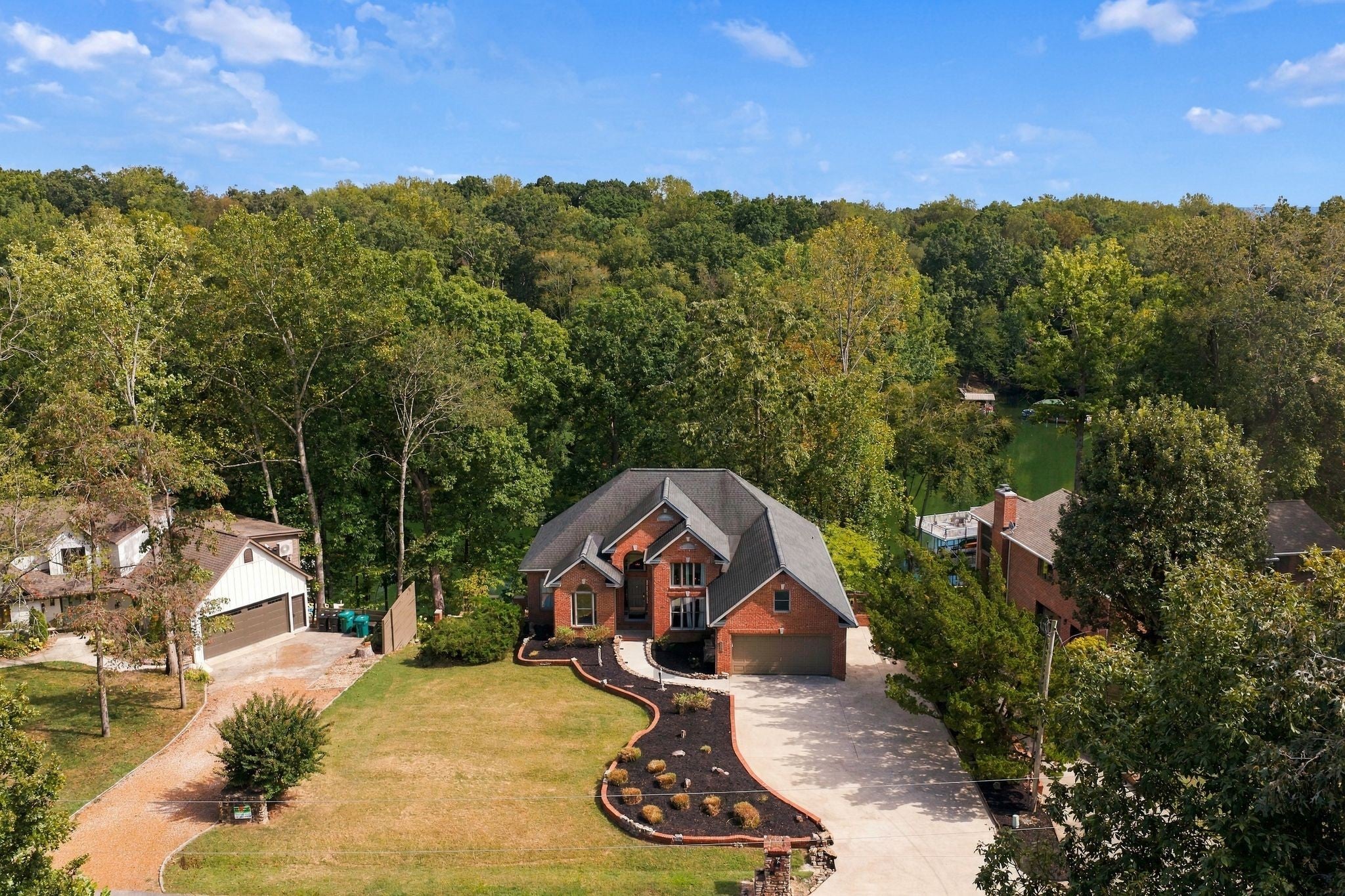 228 Murray Lake Dr — photo