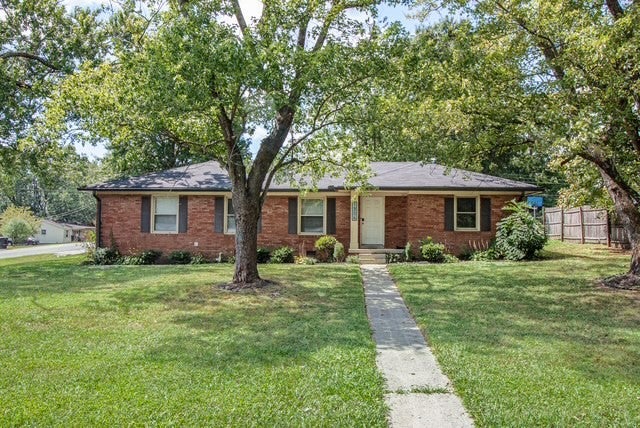 1306 Old Estill Springs Rd — photo