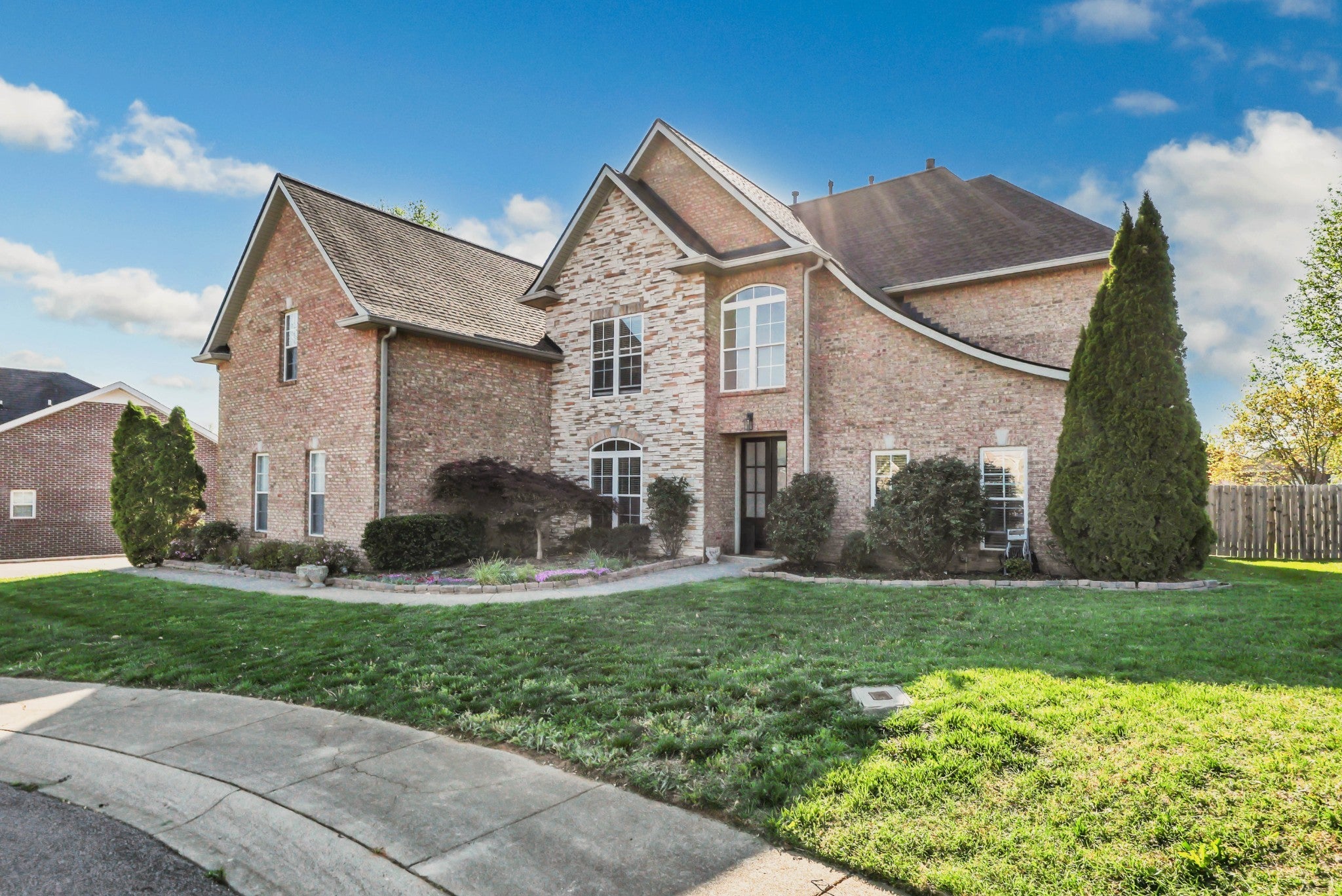 132 Lyme Dr — photo