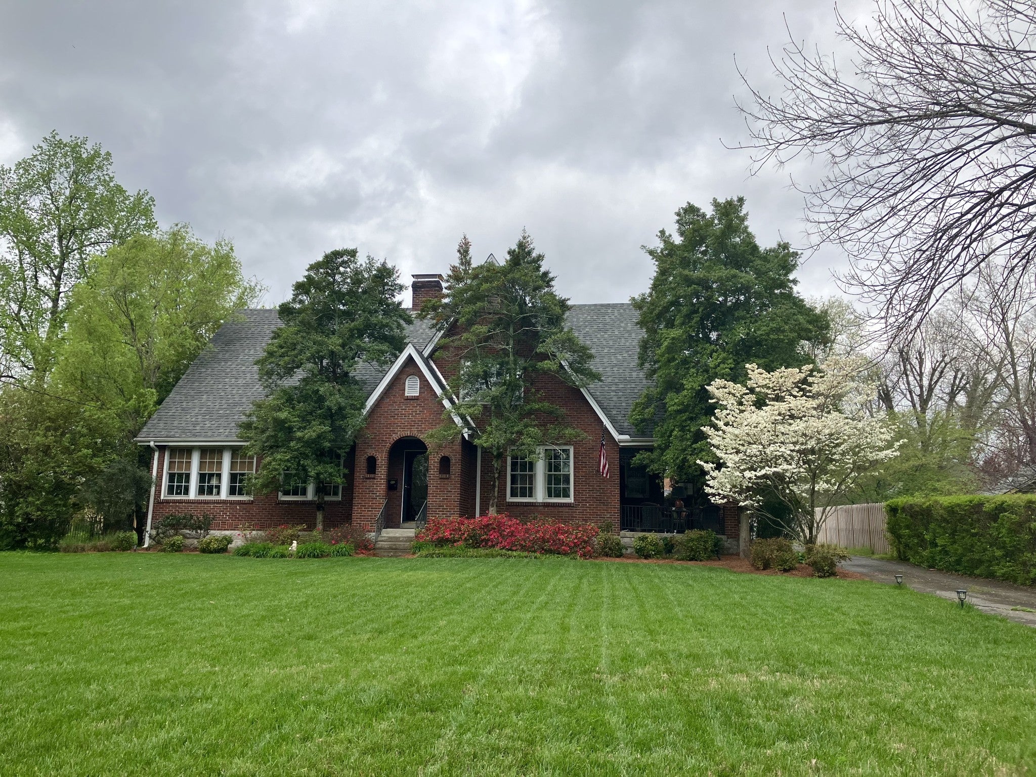 124 Greenlawn Dr — photo