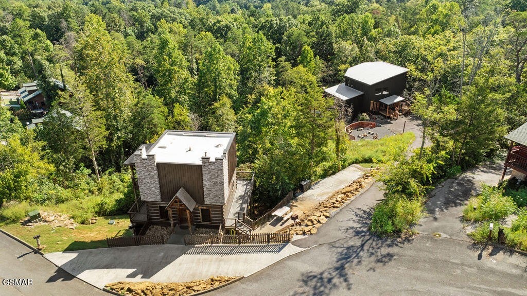 739743 Rondayview Lane — photo