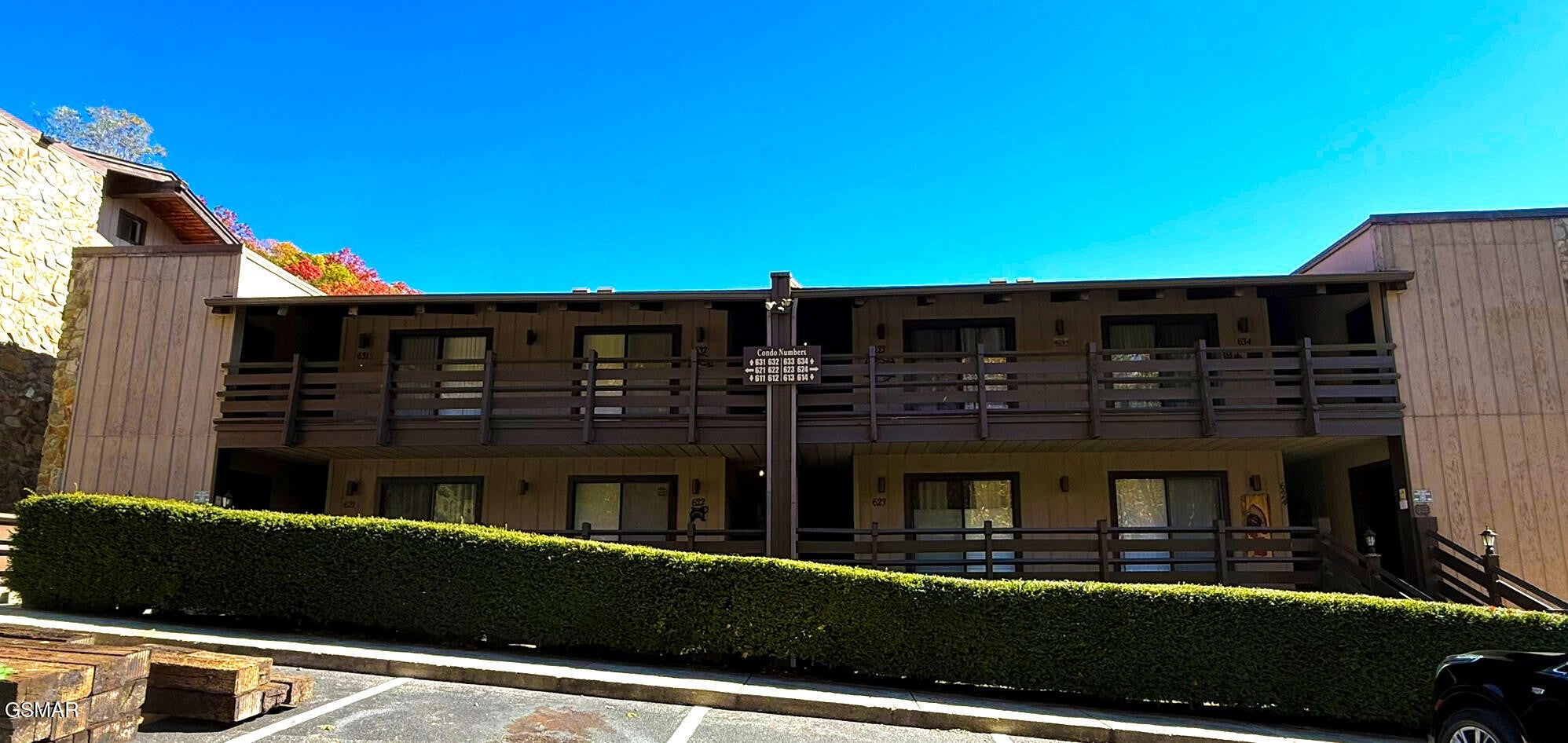 1081 Cove Road 614 — photo