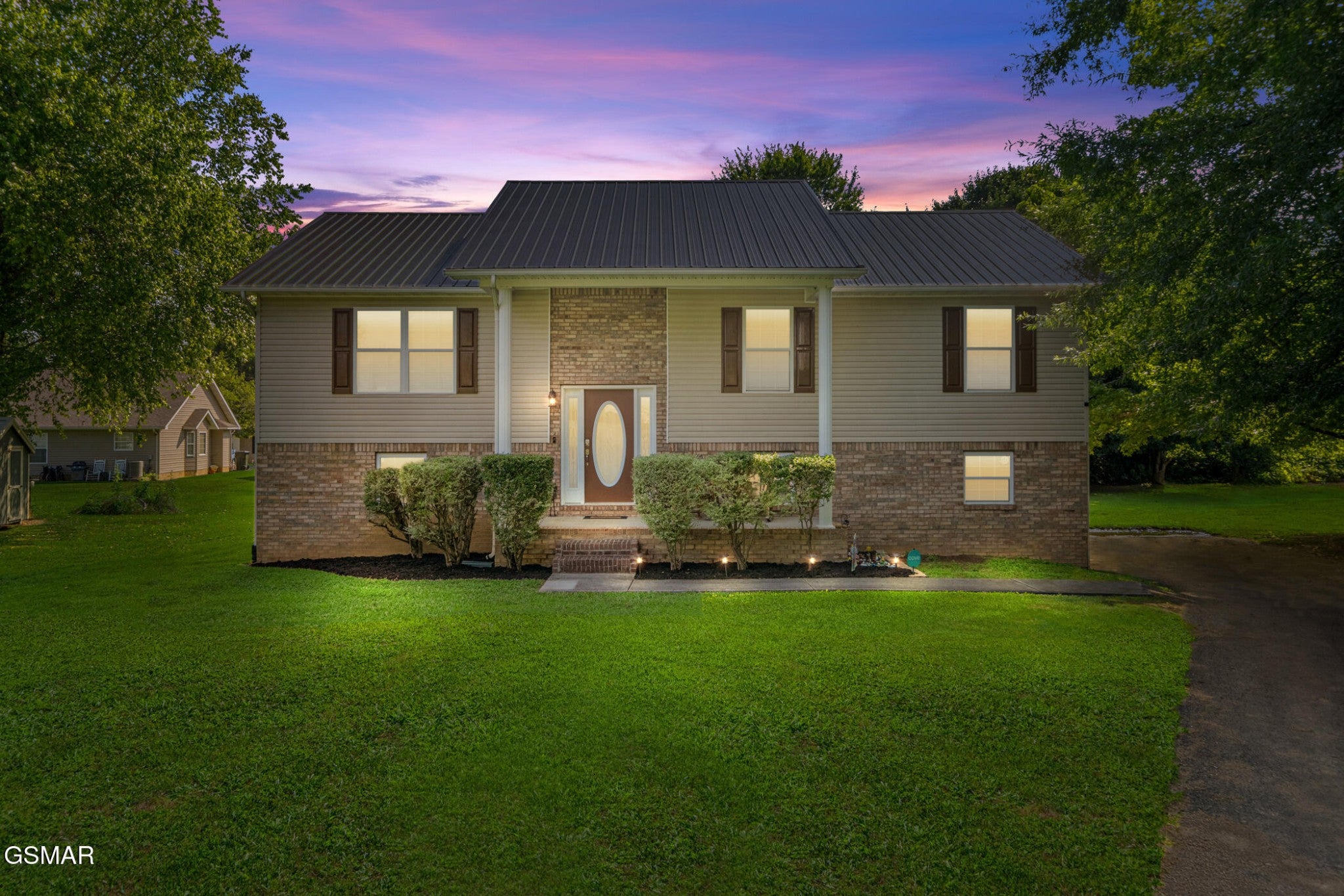 1717 Meadow Ridge Circle — photo