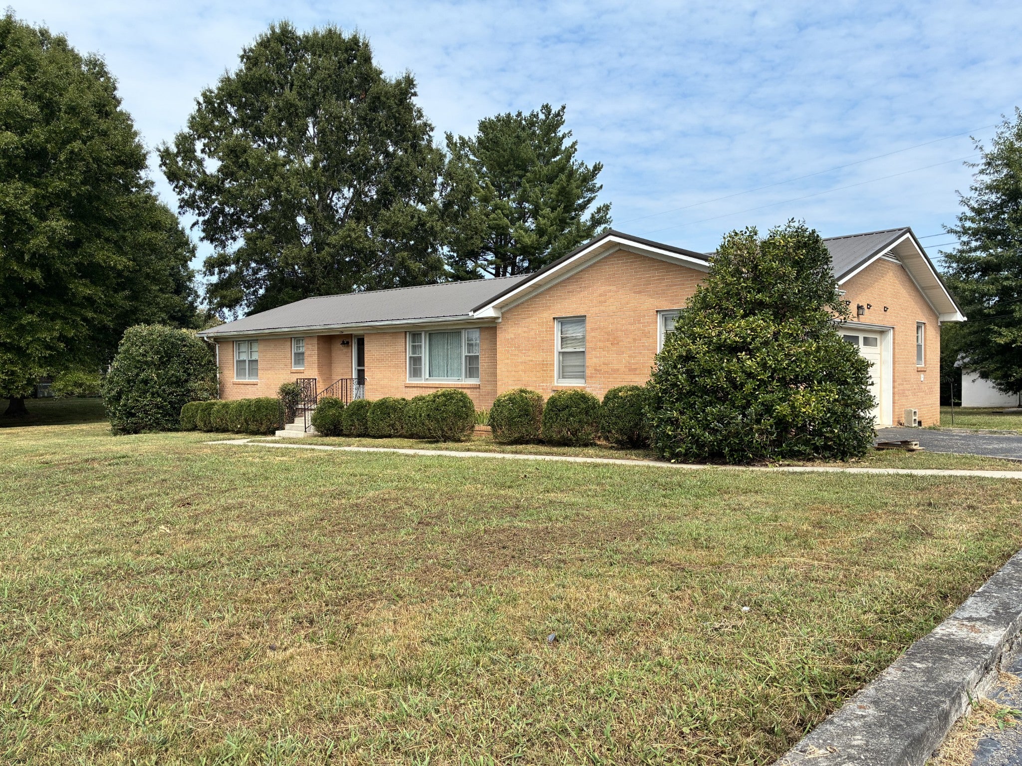 124 Clearview Dr — photo