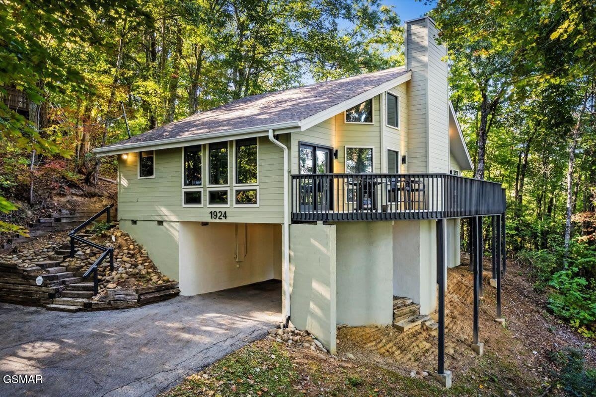 1924 E Arolla Court — photo