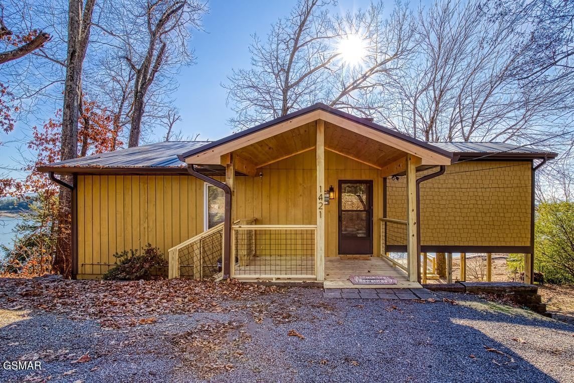 1421 Highway 139 — photo