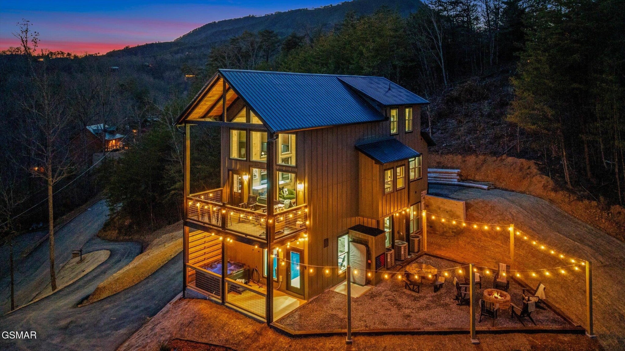 1518 Bear Valley Road — photo