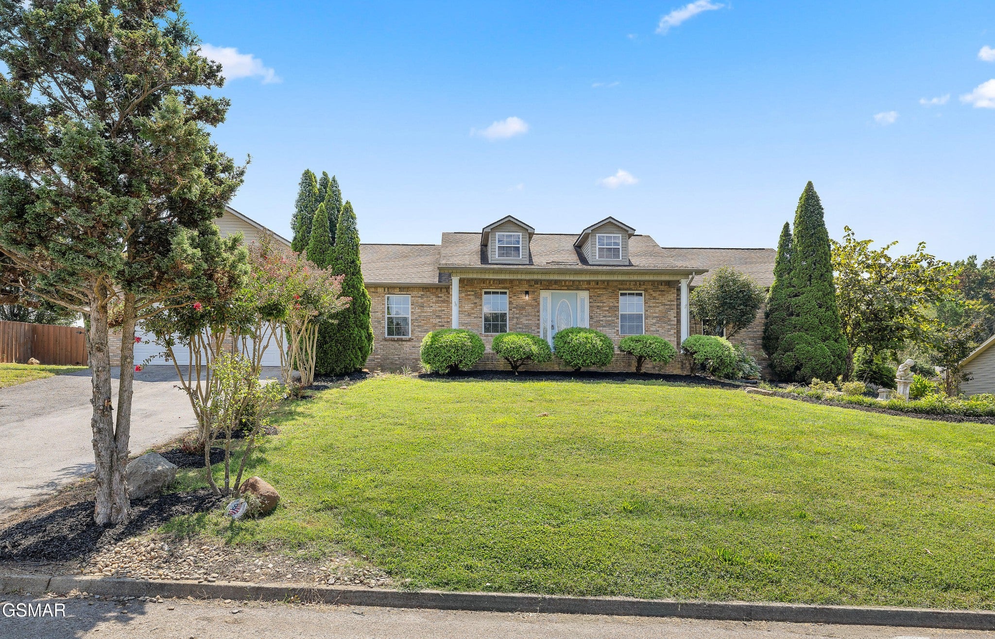 1516 Kildee Lane — photo