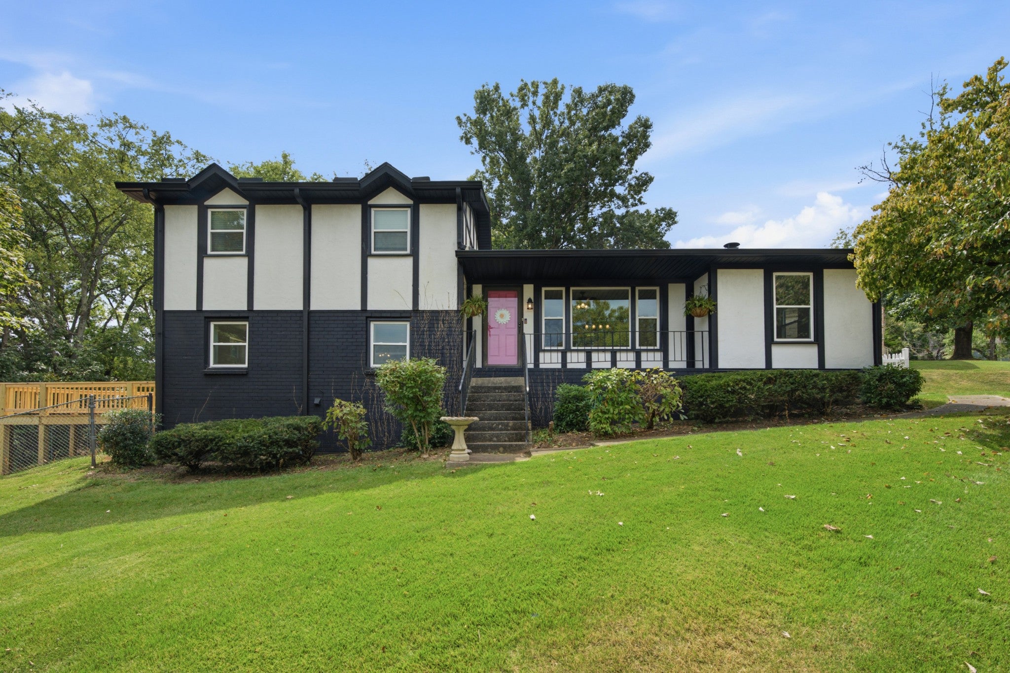 3337 Falls Creek Dr — photo