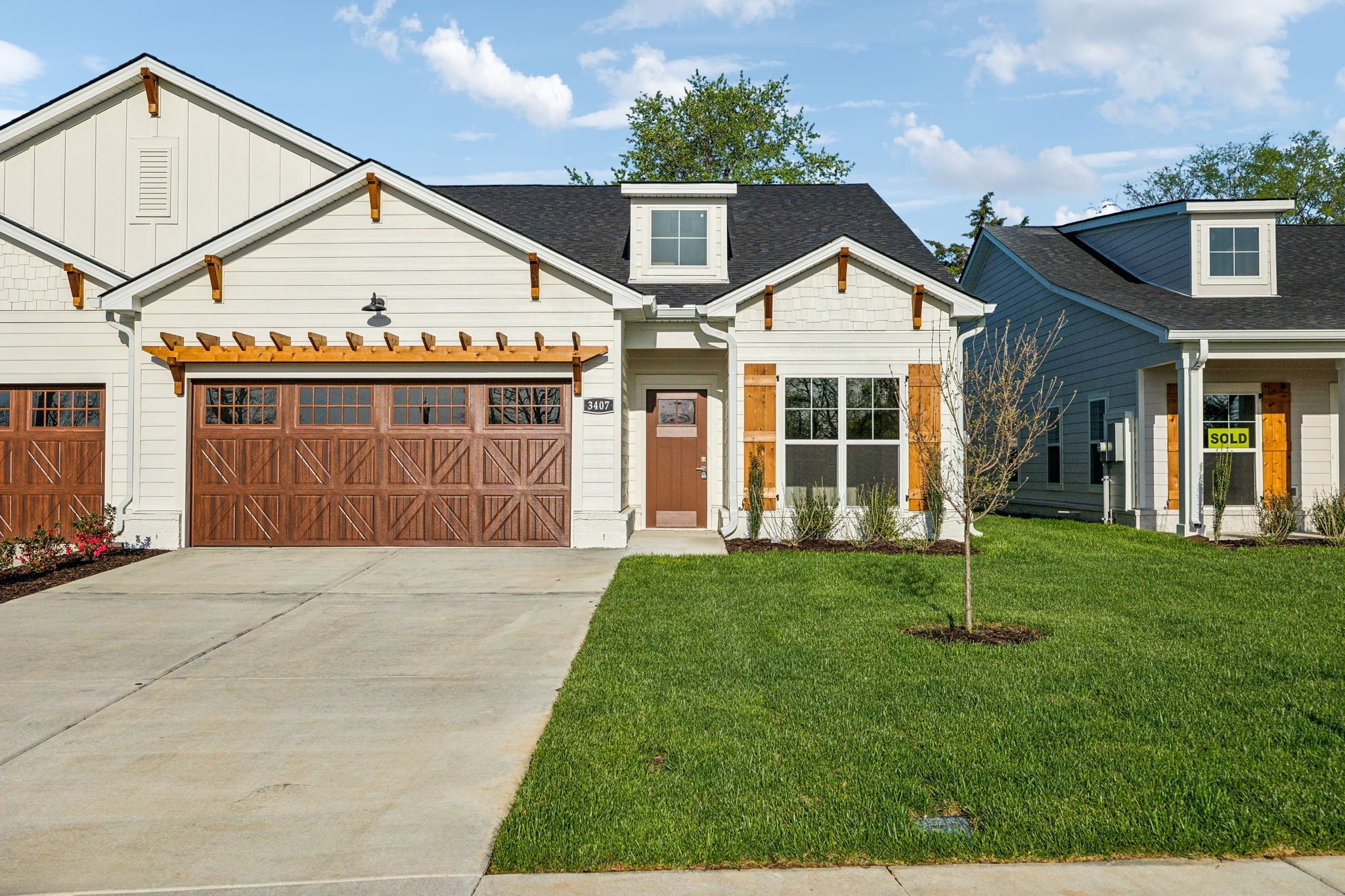 3407 John Richards Dr — photo