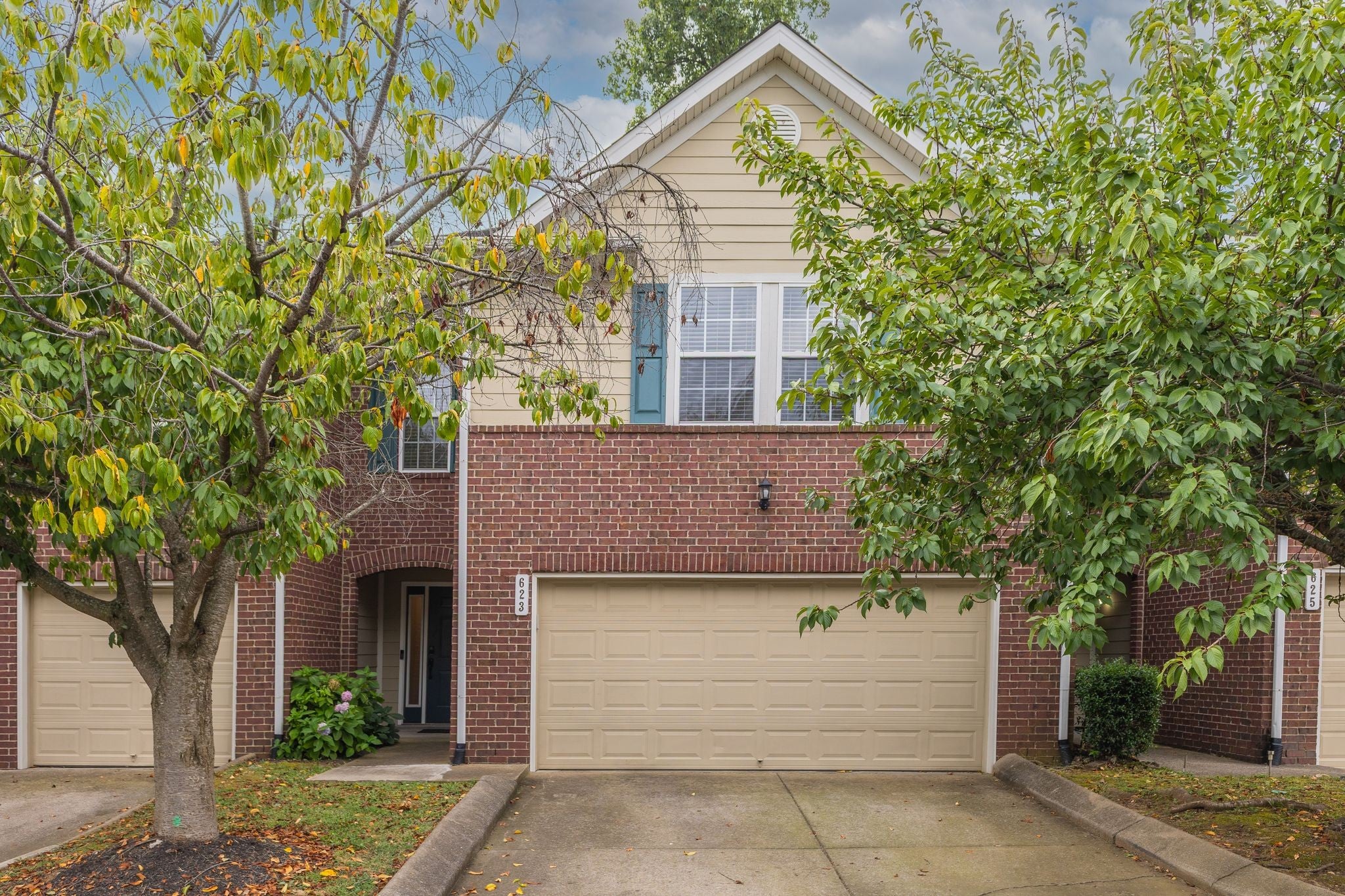 623 Heath Pl — photo