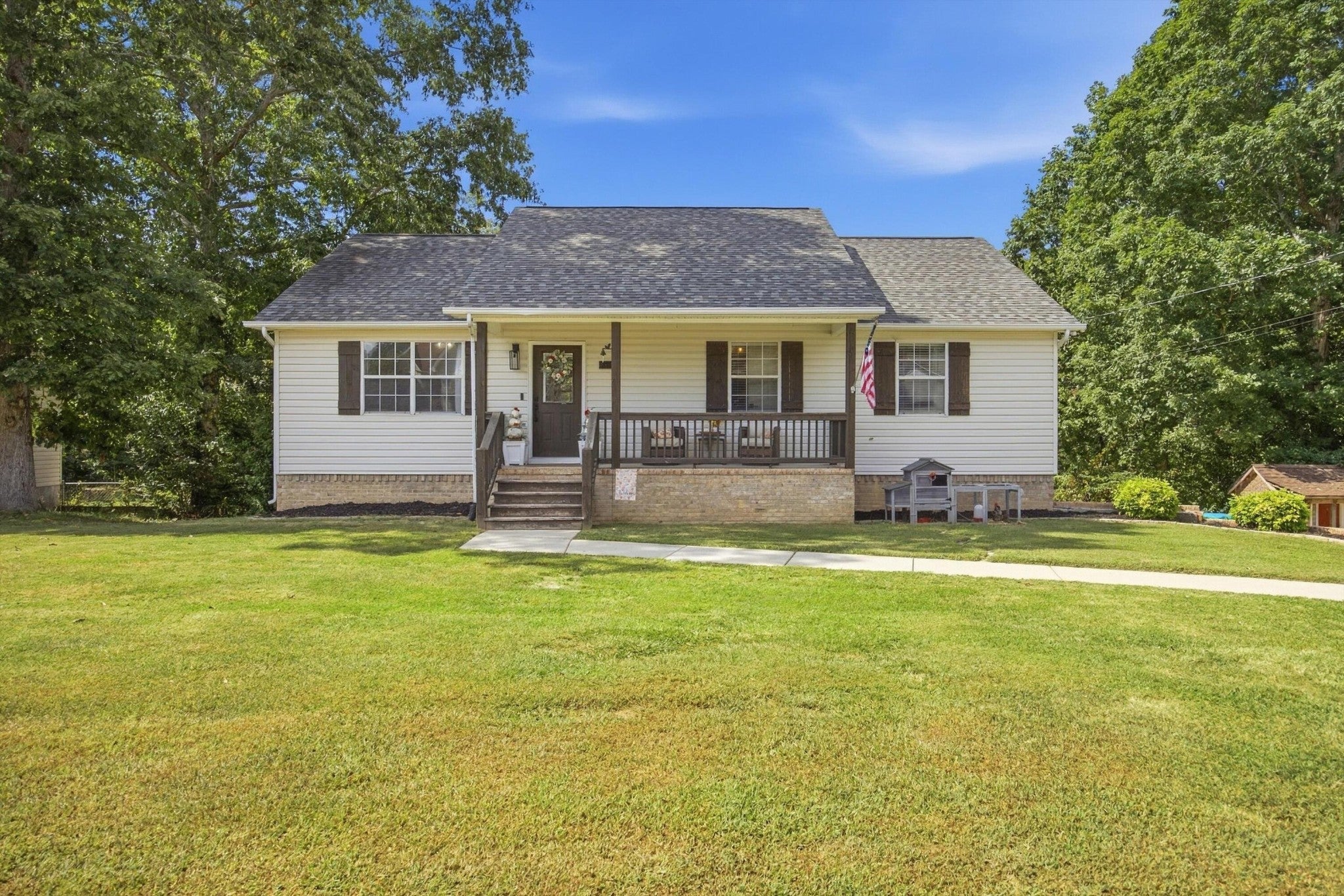 171 Melissa Drive — photo