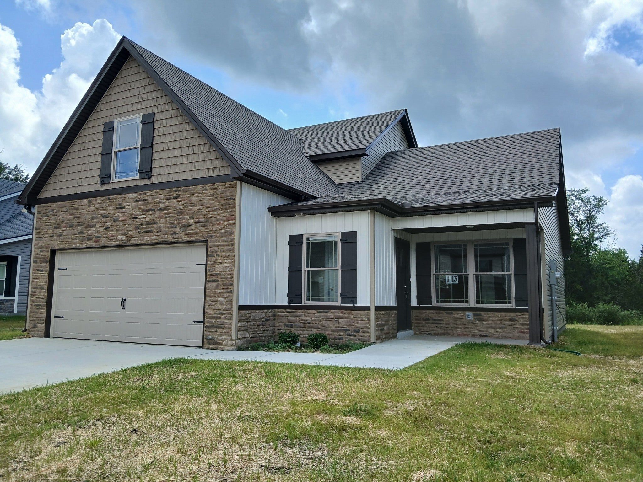 3017 Upstream Road — photo