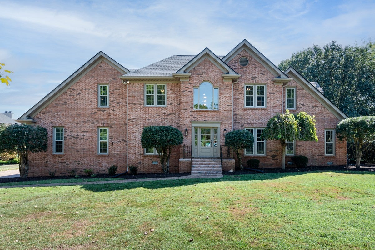 2202 Chadwick Ct — photo