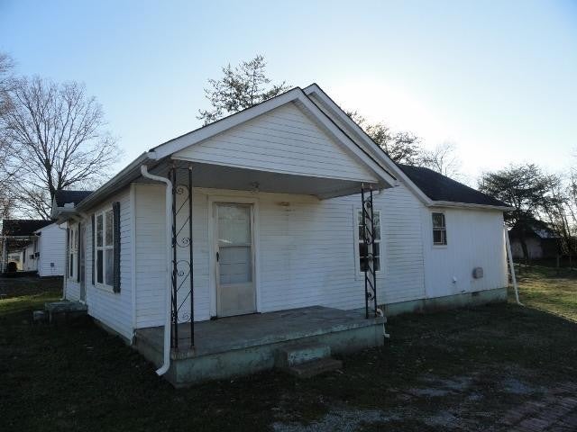 1319 Searcy St — photo