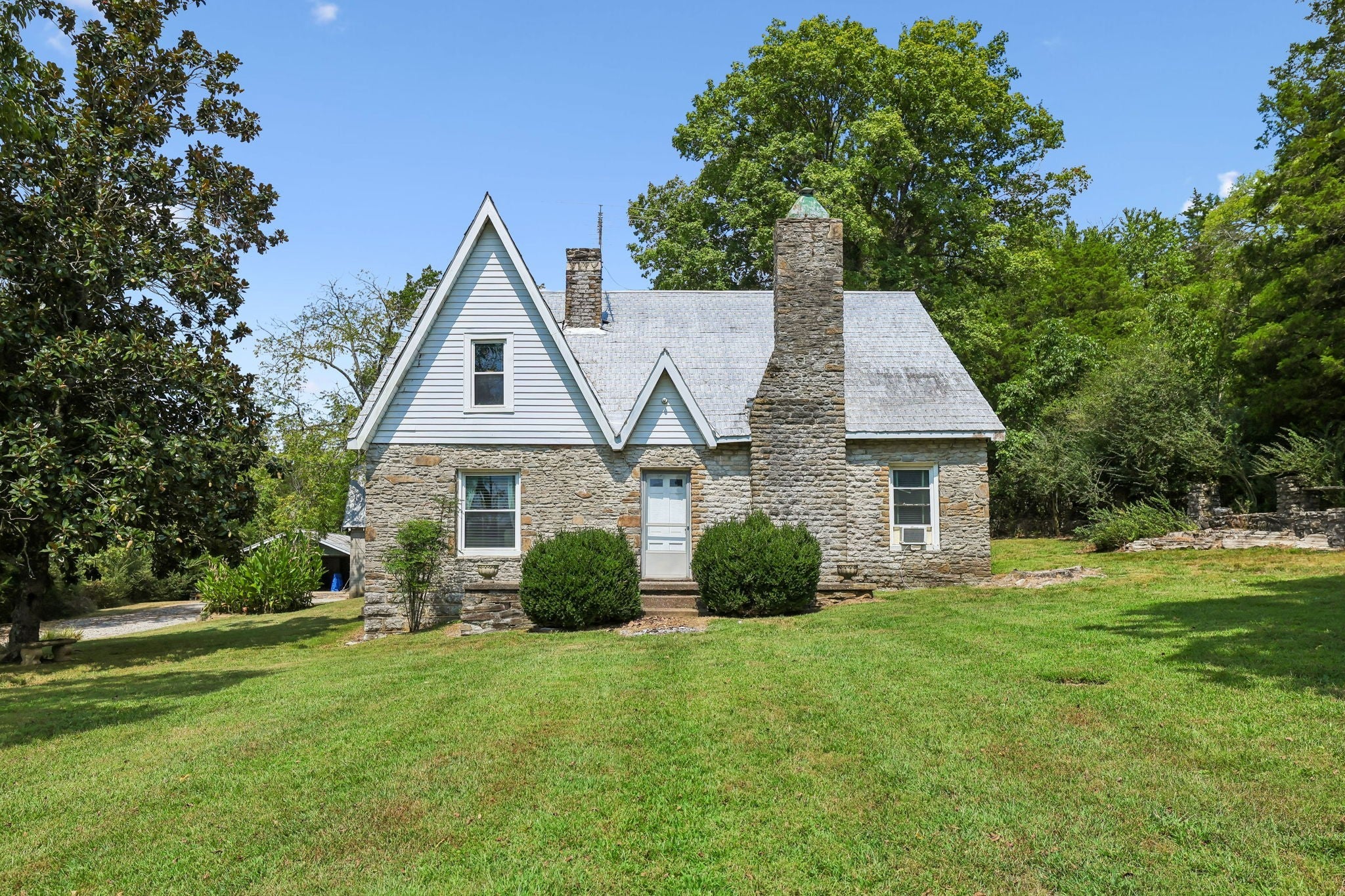 6410 Arno College Grove Rd — photo