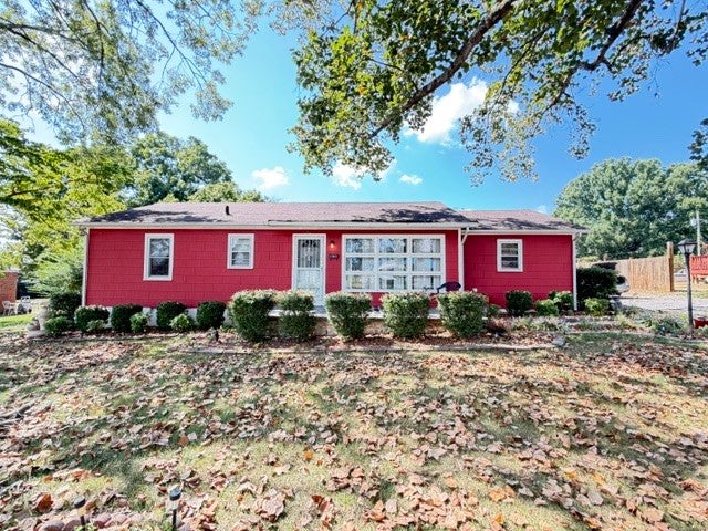 107 Highland Dr — photo